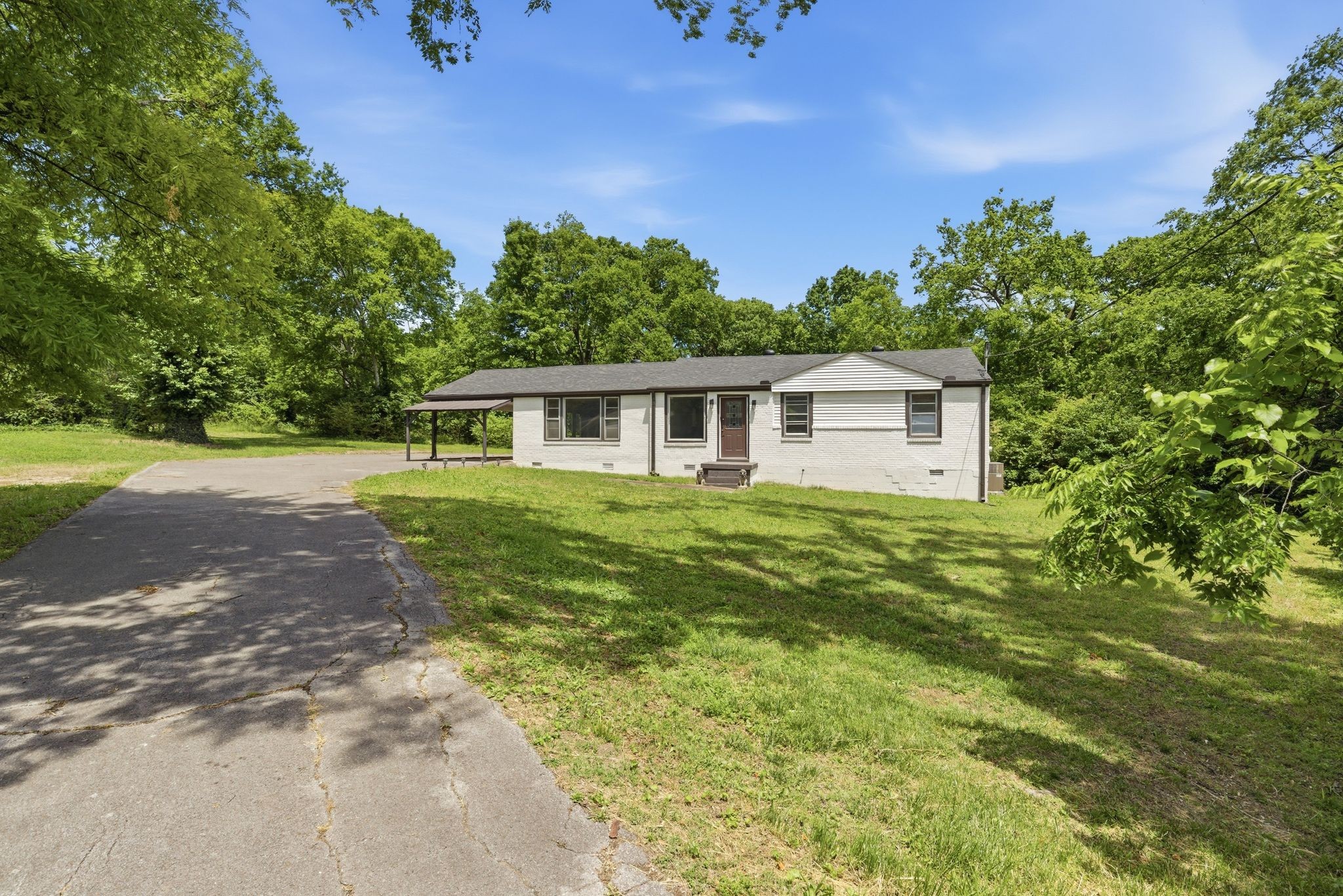 2838 Brunswick Dr