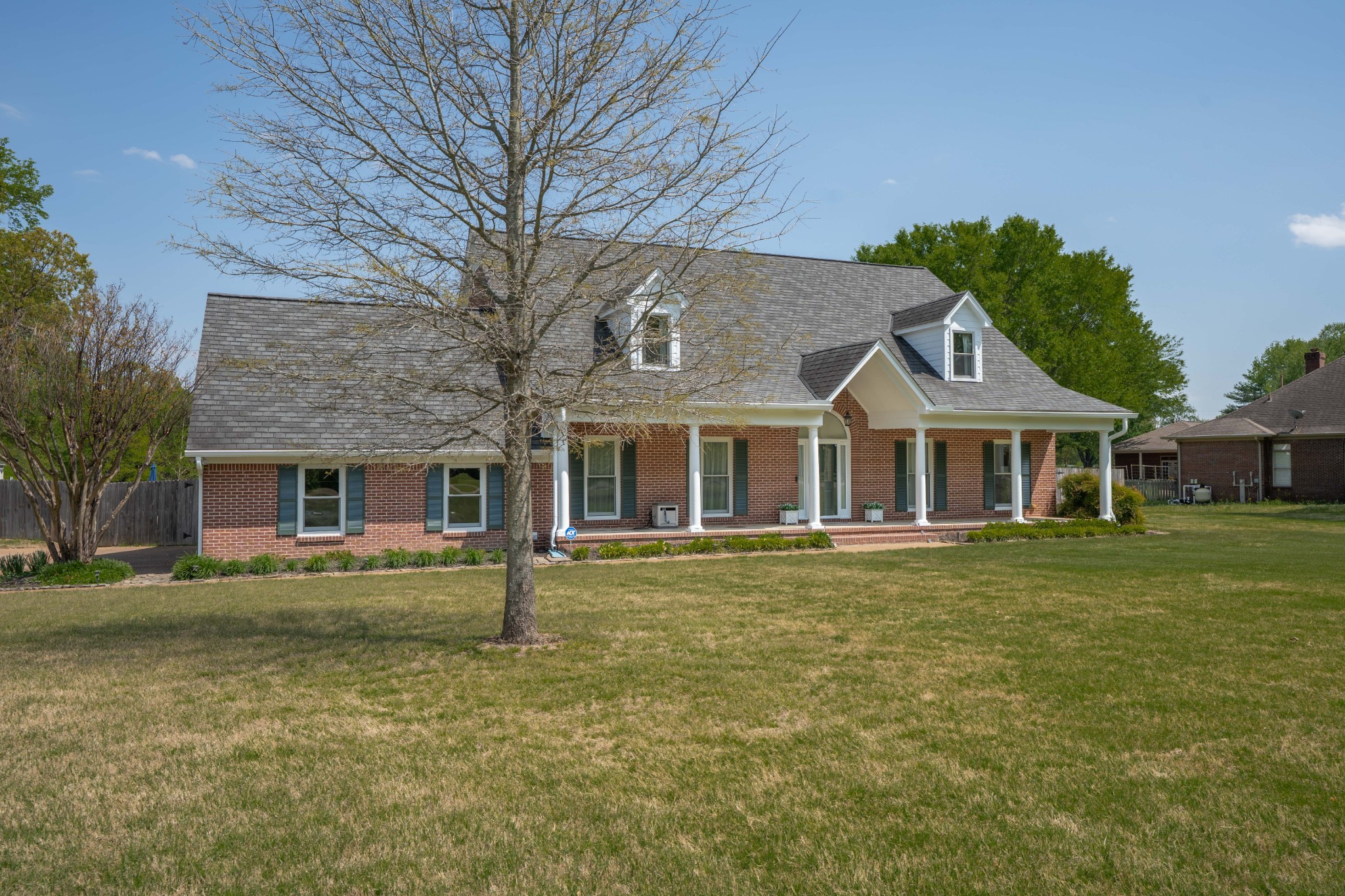 4638 Whiteoaks Ln
