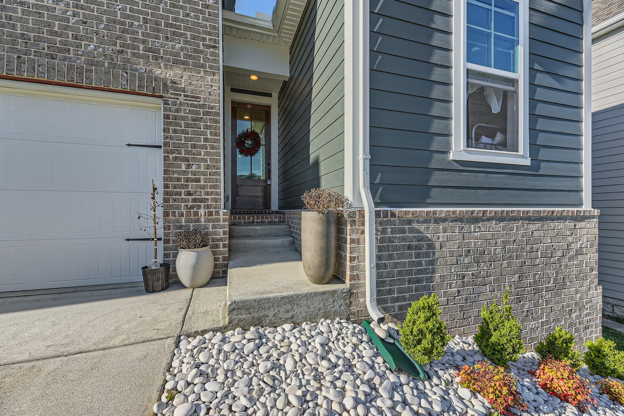 6132 Saxlingham Pl
