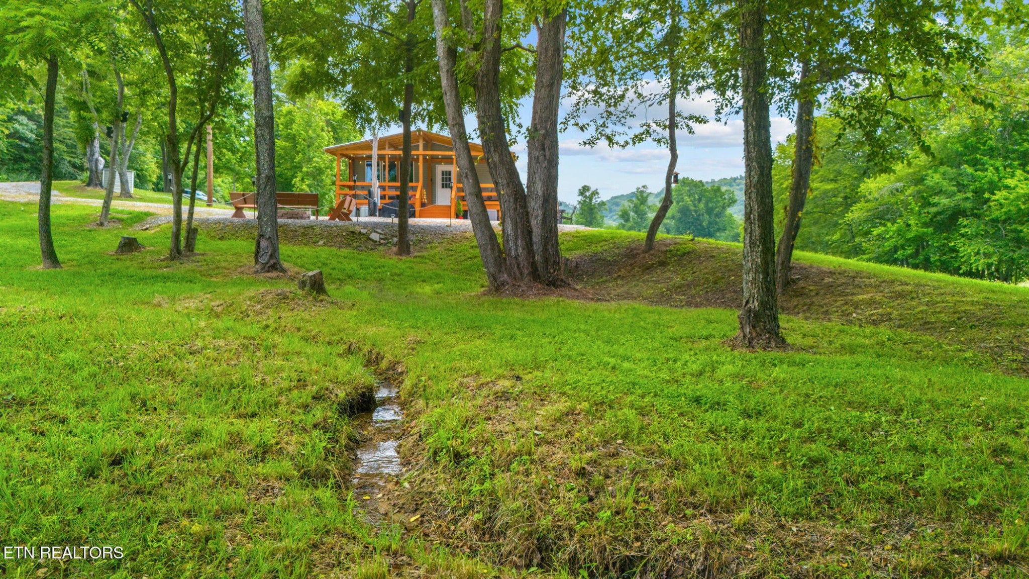 3329 Stinking Creek Rd