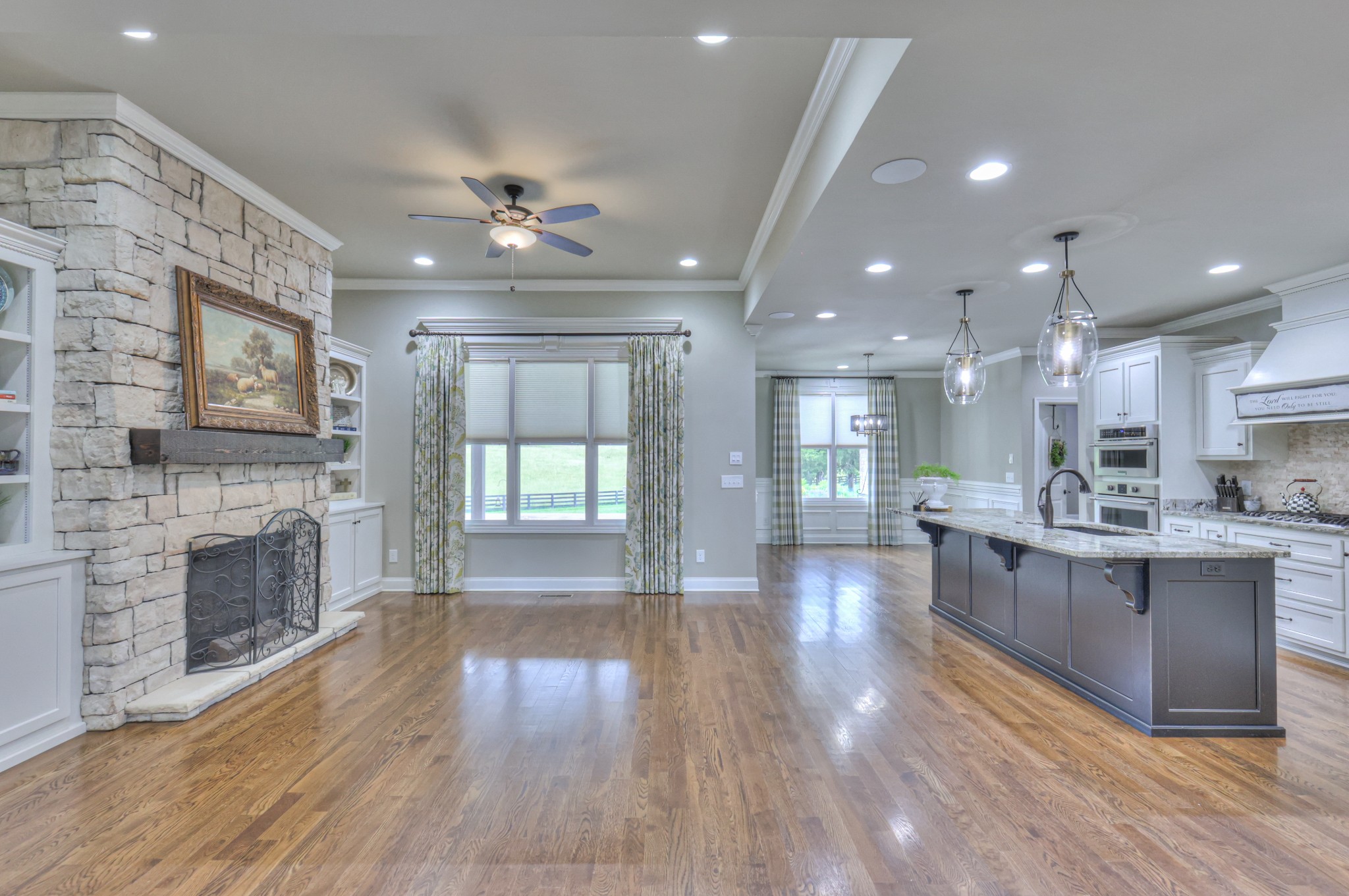 1021 Hideaway Rd