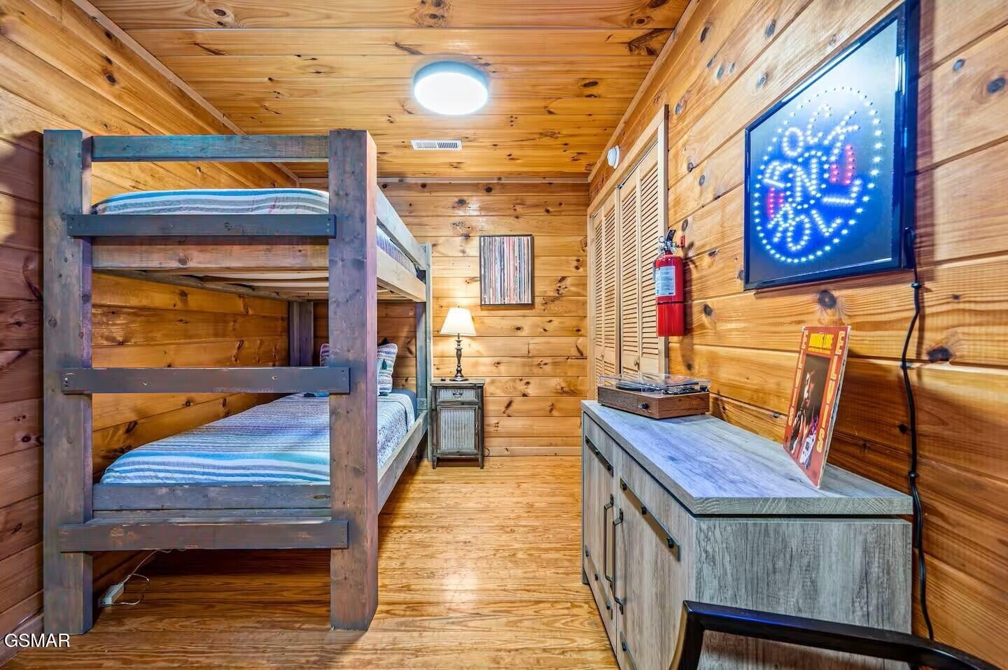 2036 Ridge Road STE 6