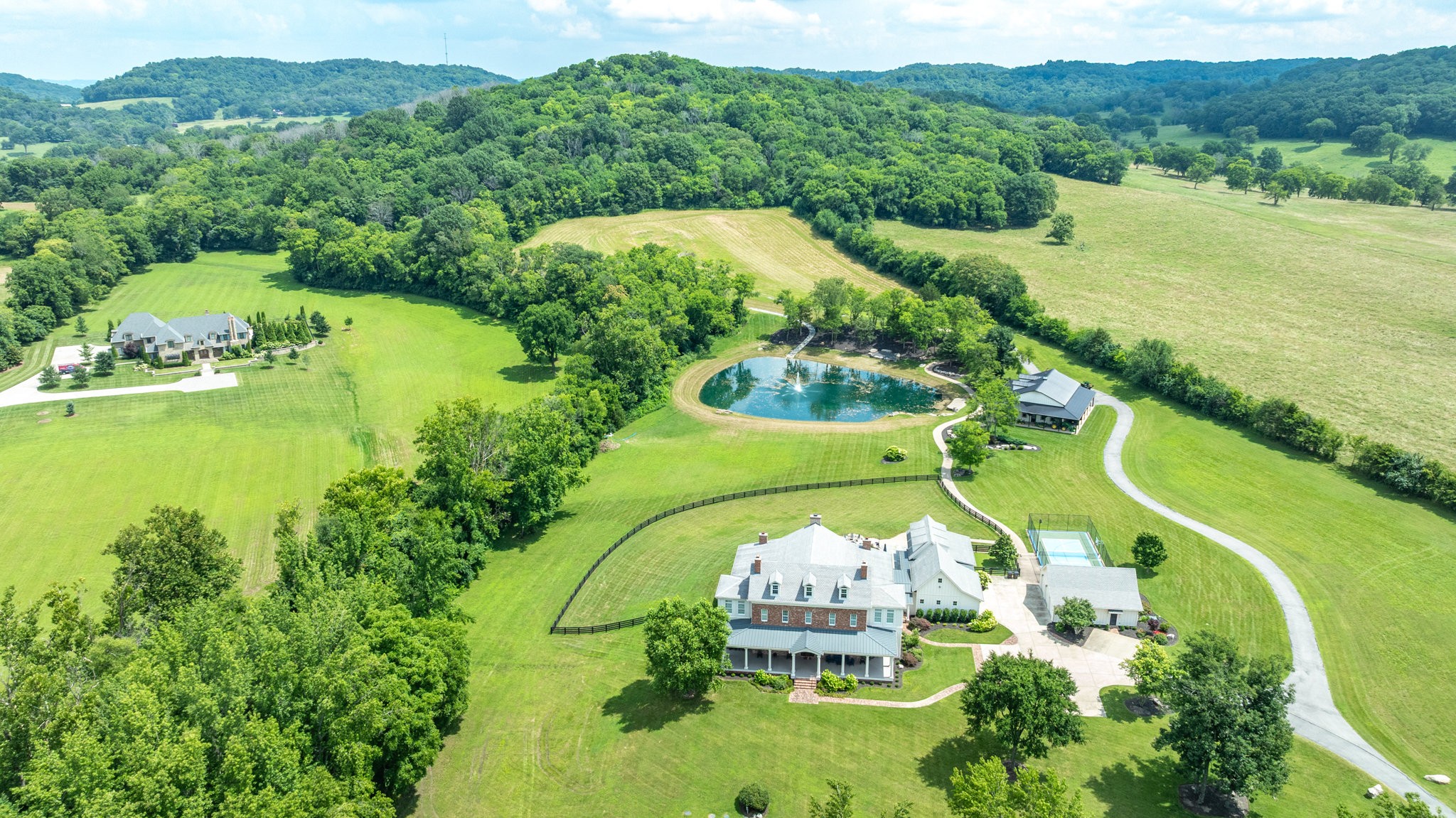 4810 Scenic Oaks Ln