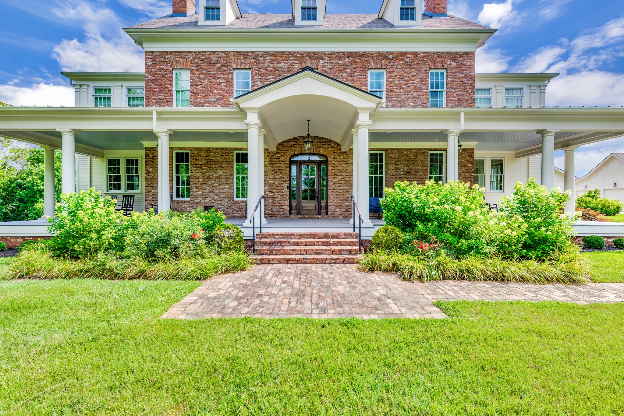4810 Scenic Oaks Ln
