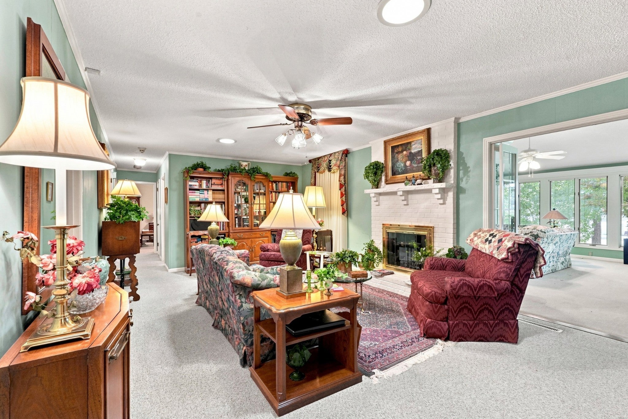 112 Cedar Way Dr