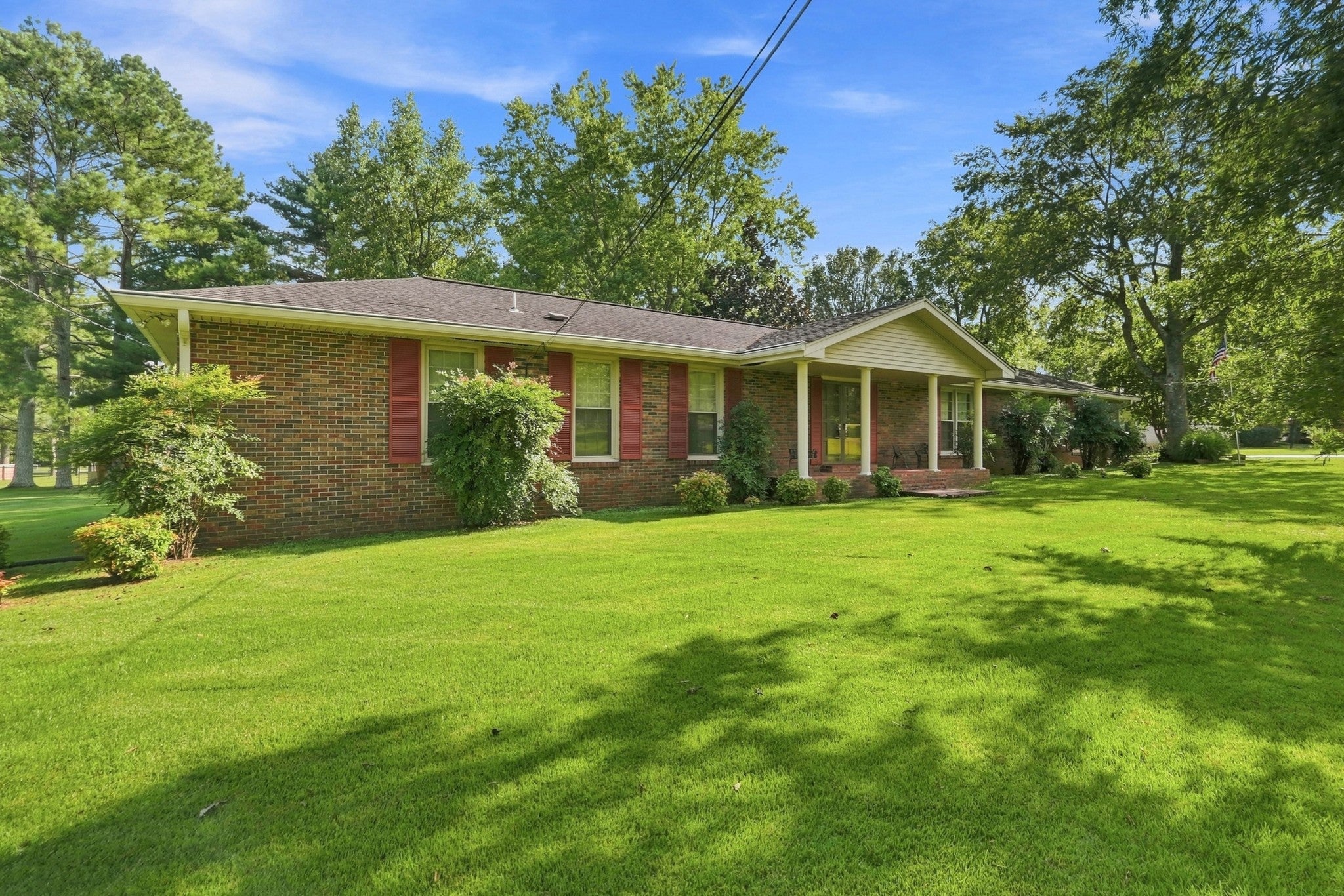 112 Cedar Way Dr