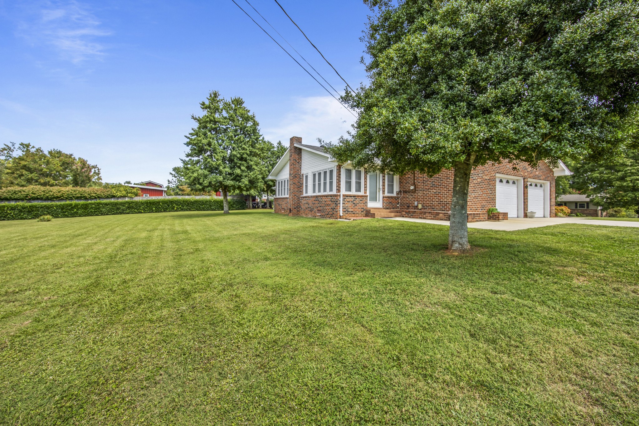 101 Iris St