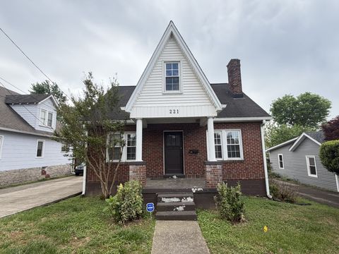 Photo of 221 Rayon Dr, Old Hickory, TN 37138 (MLS # 3175781)