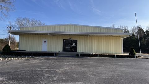 1683 Nashville Hwy Lewisburg TN 37091