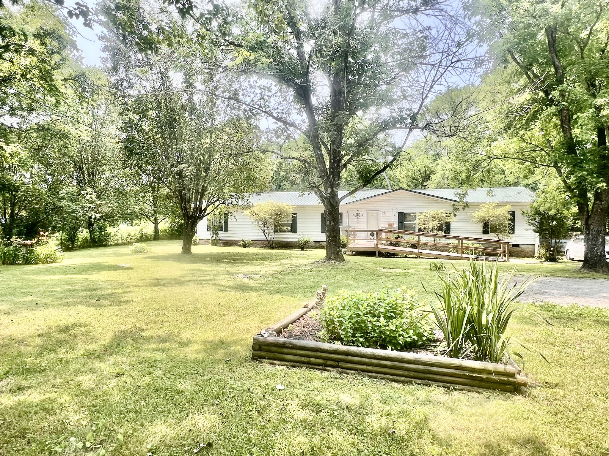 1184 Beasleys Bend Rd