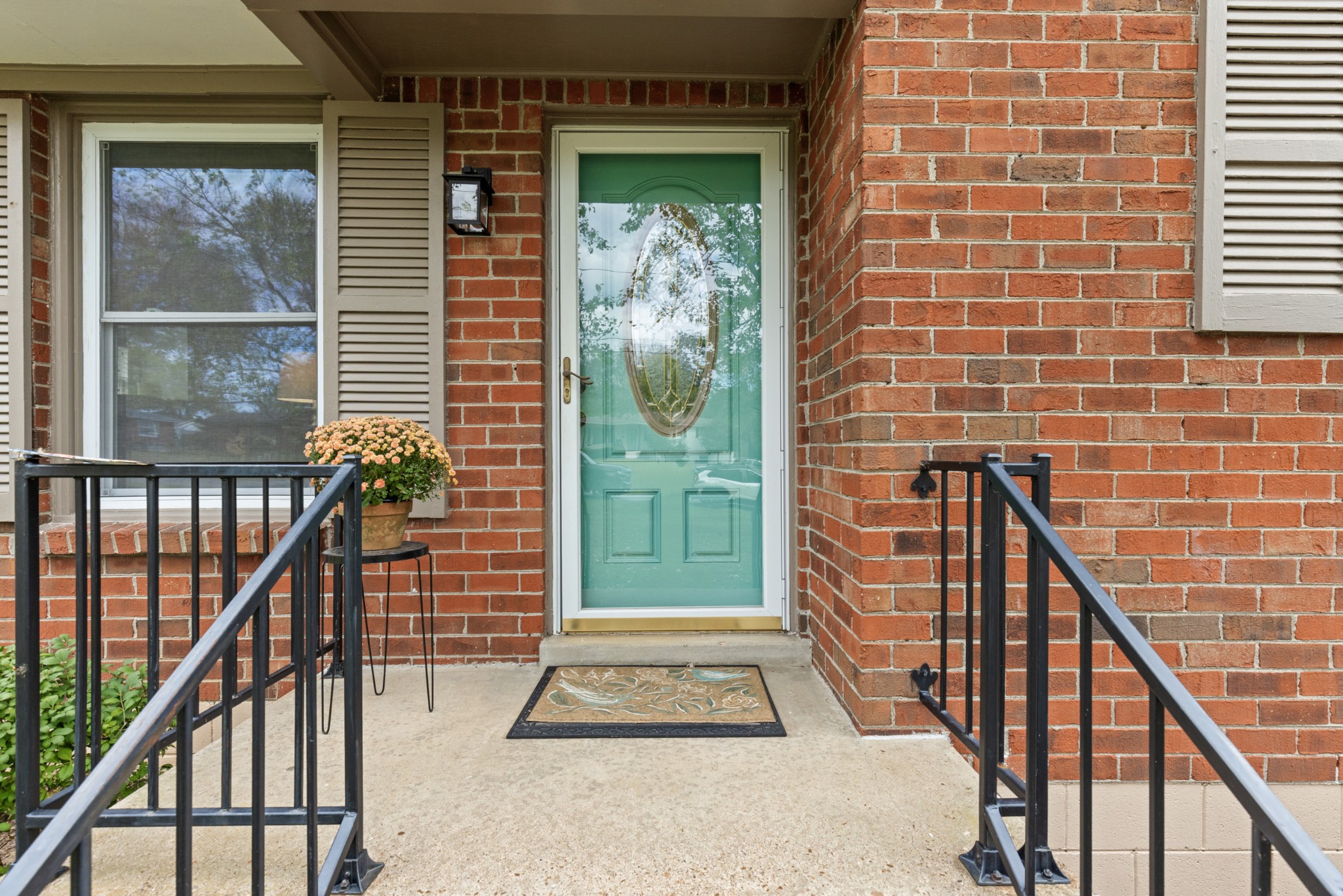 123 Elnora Dr