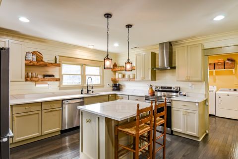 7013 Hoover Mason Ln Mount Pleasant TN 38474