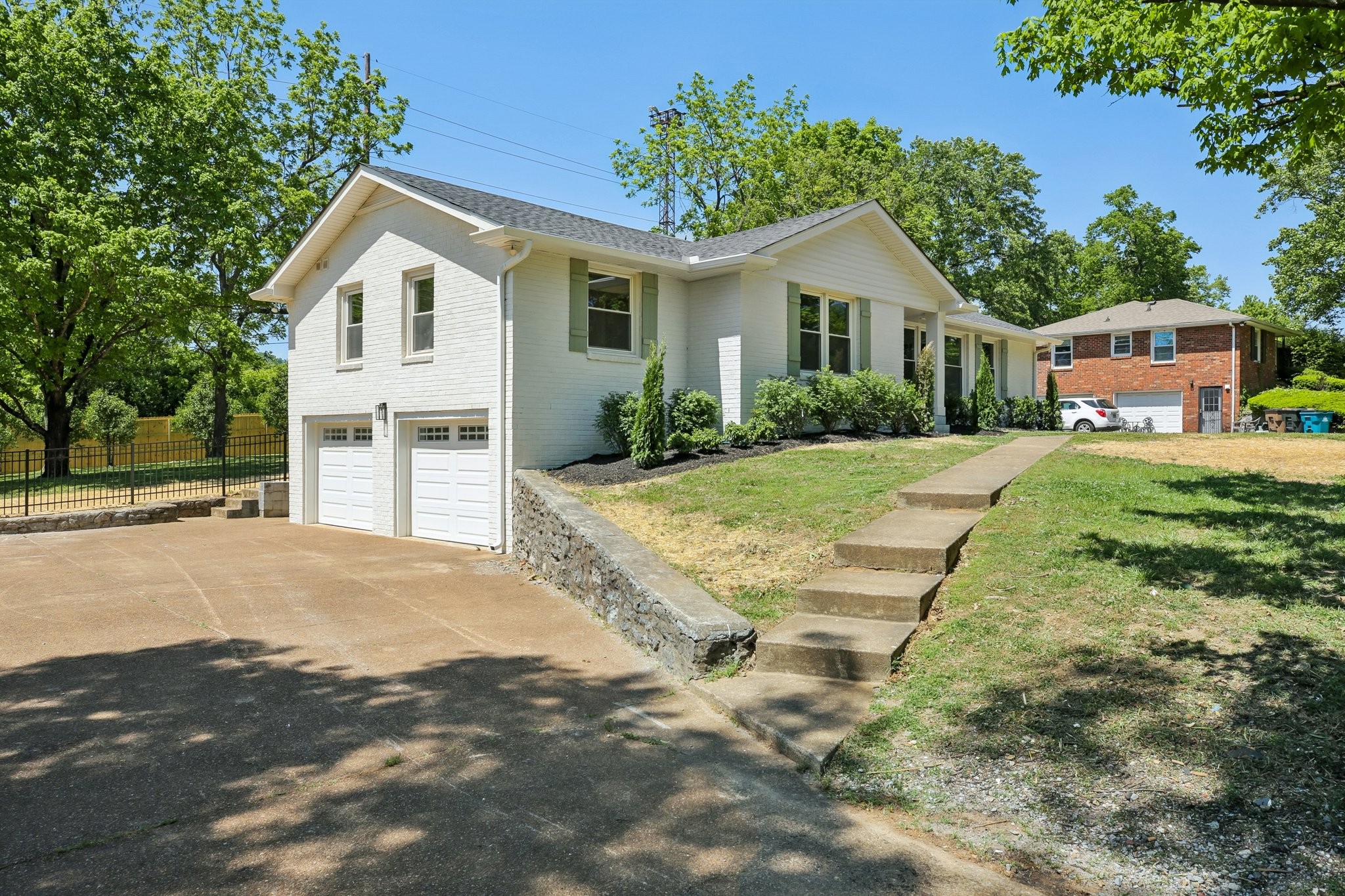 5157 Regent Dr