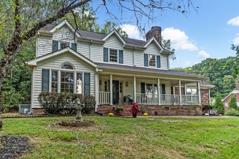 1861 Fox Chase Dr Goodlettsville TN 37072