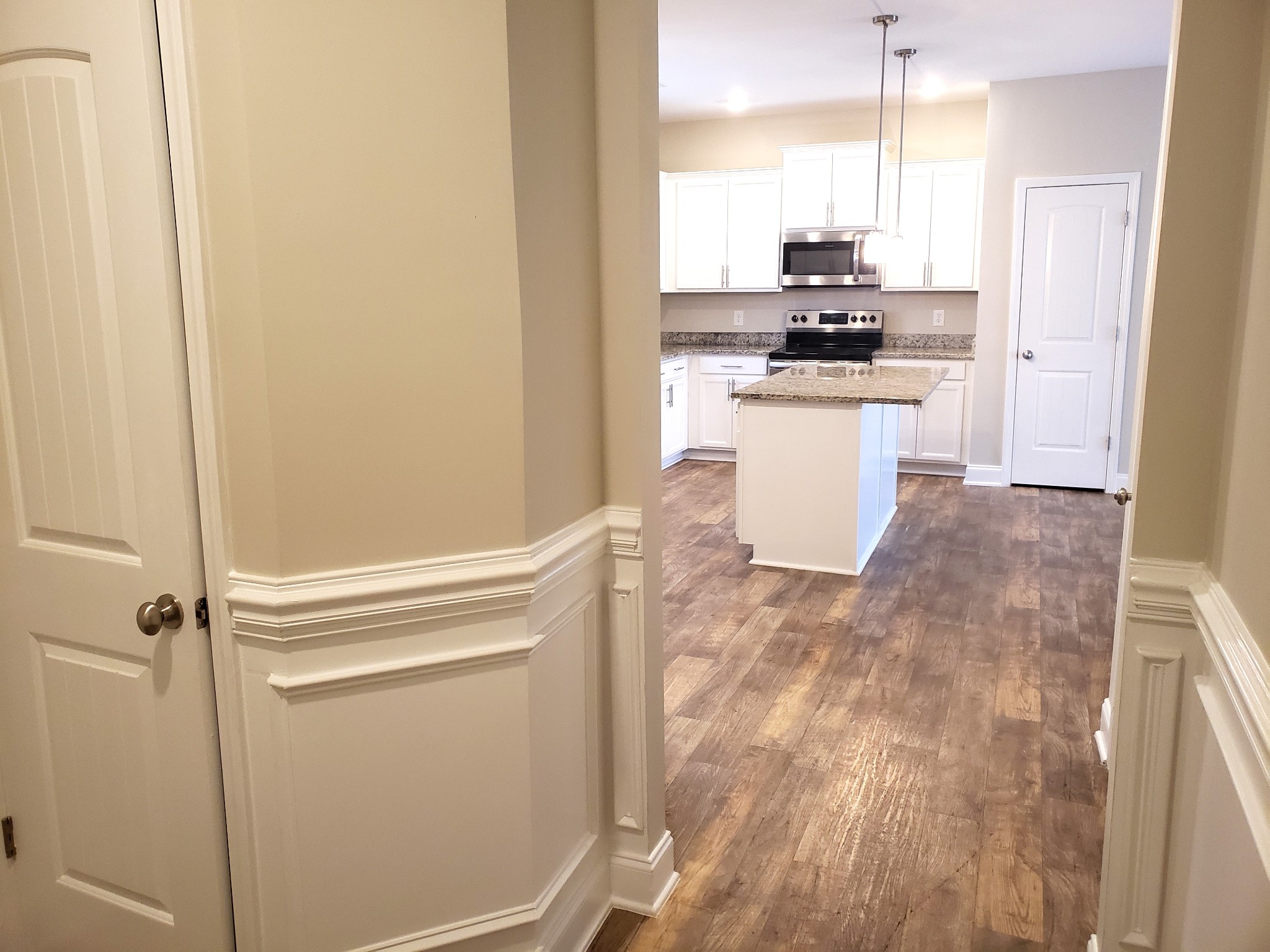 2260 Viking Ct