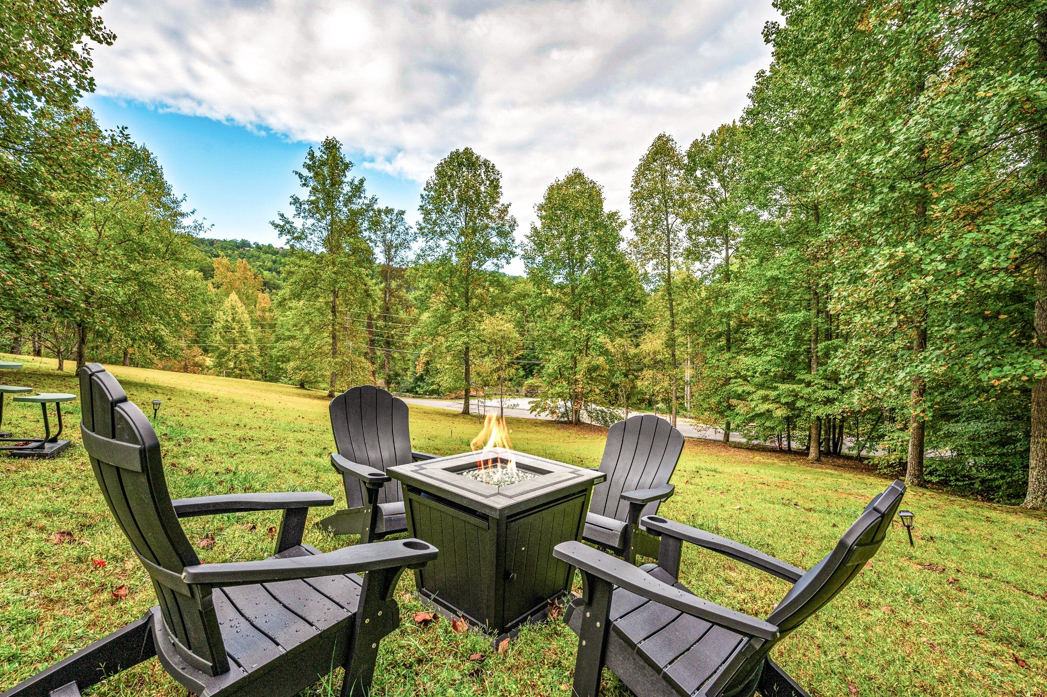 4093 Hickory Hollow Way