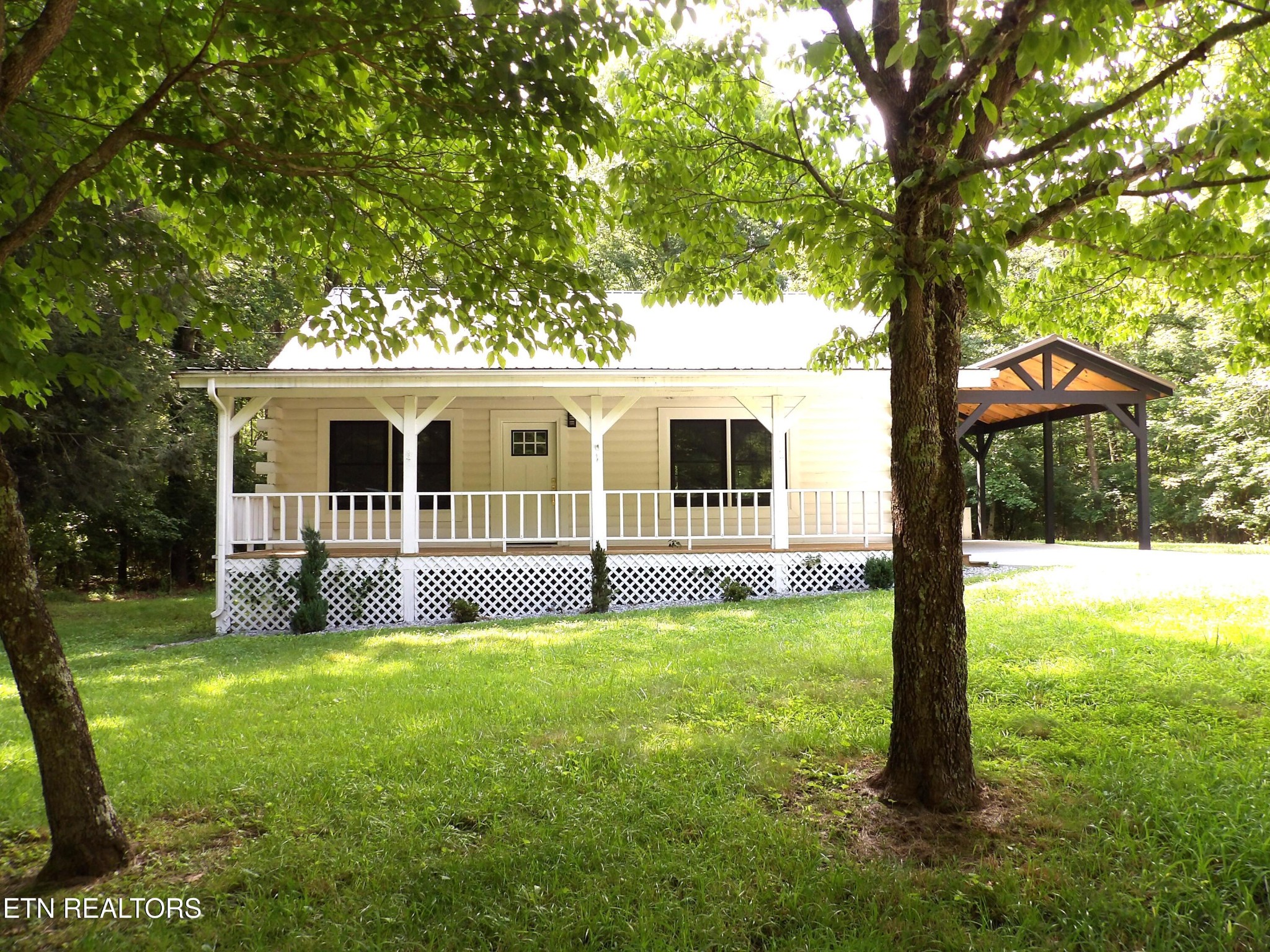 Photo 1 of 25 — 1008 Natchez Trace, Crossville, TN 38572