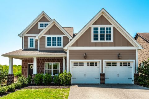 196 Dayflower Dr Hendersonville TN 37075