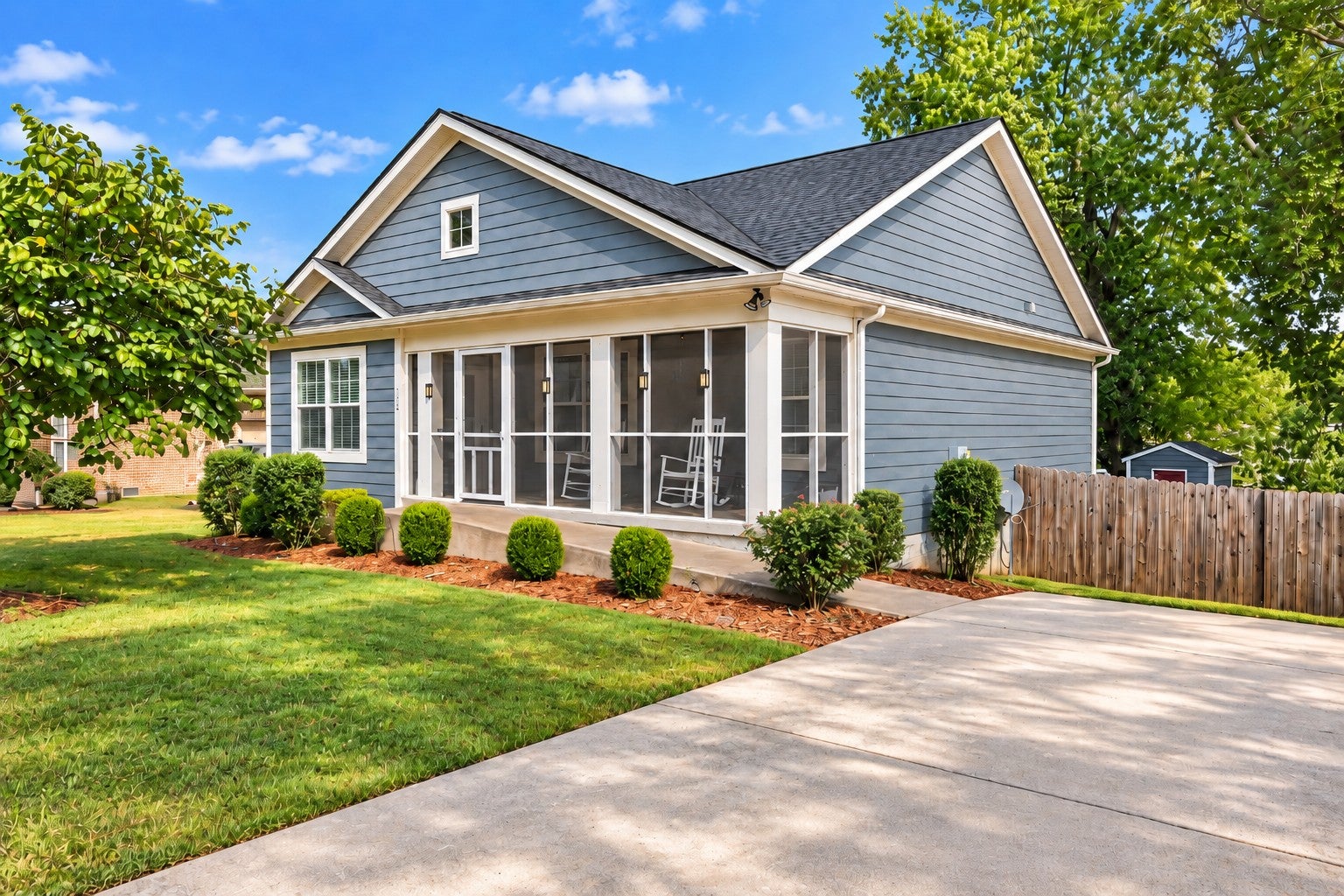 112 Bradford Dr