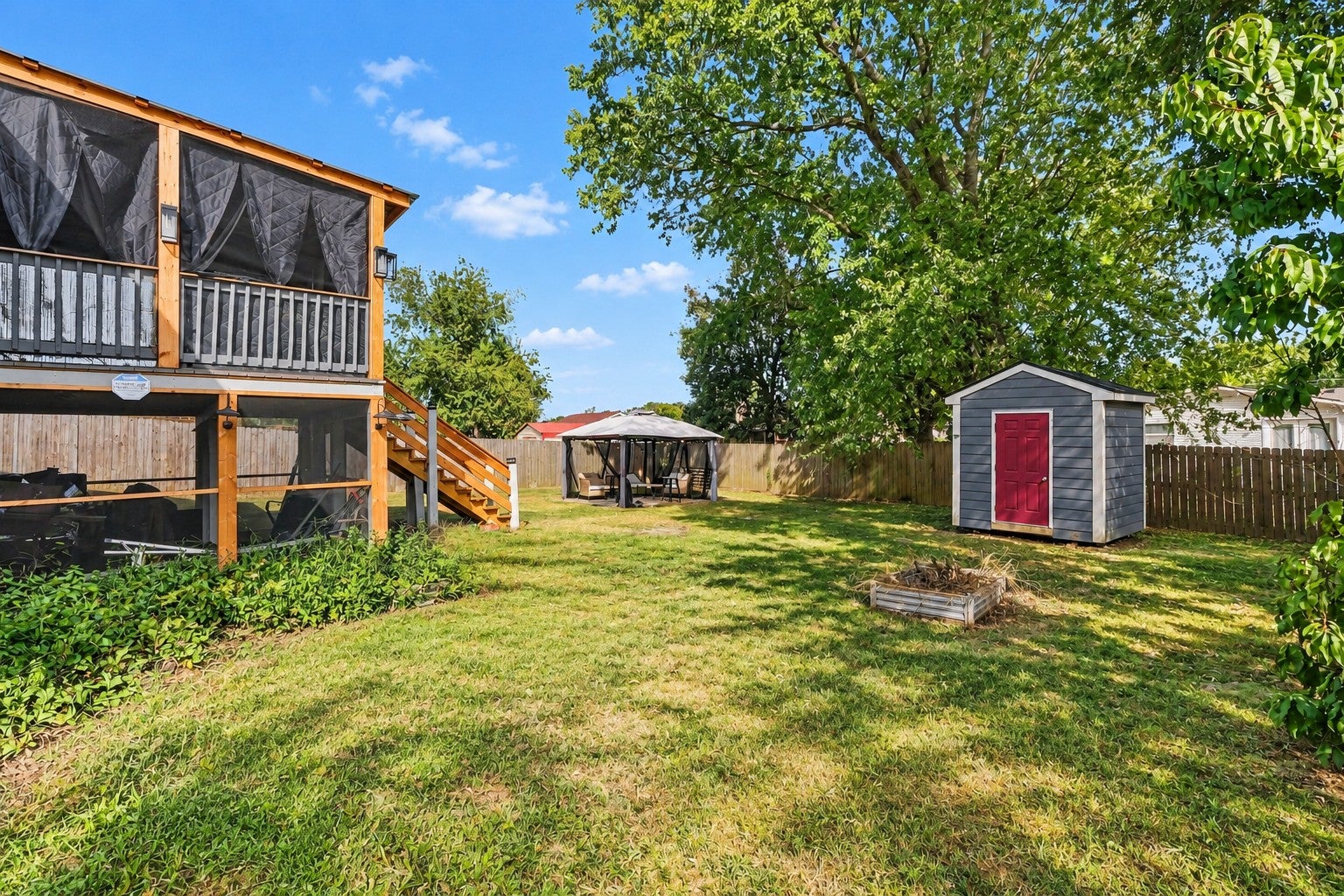 112 Bradford Dr