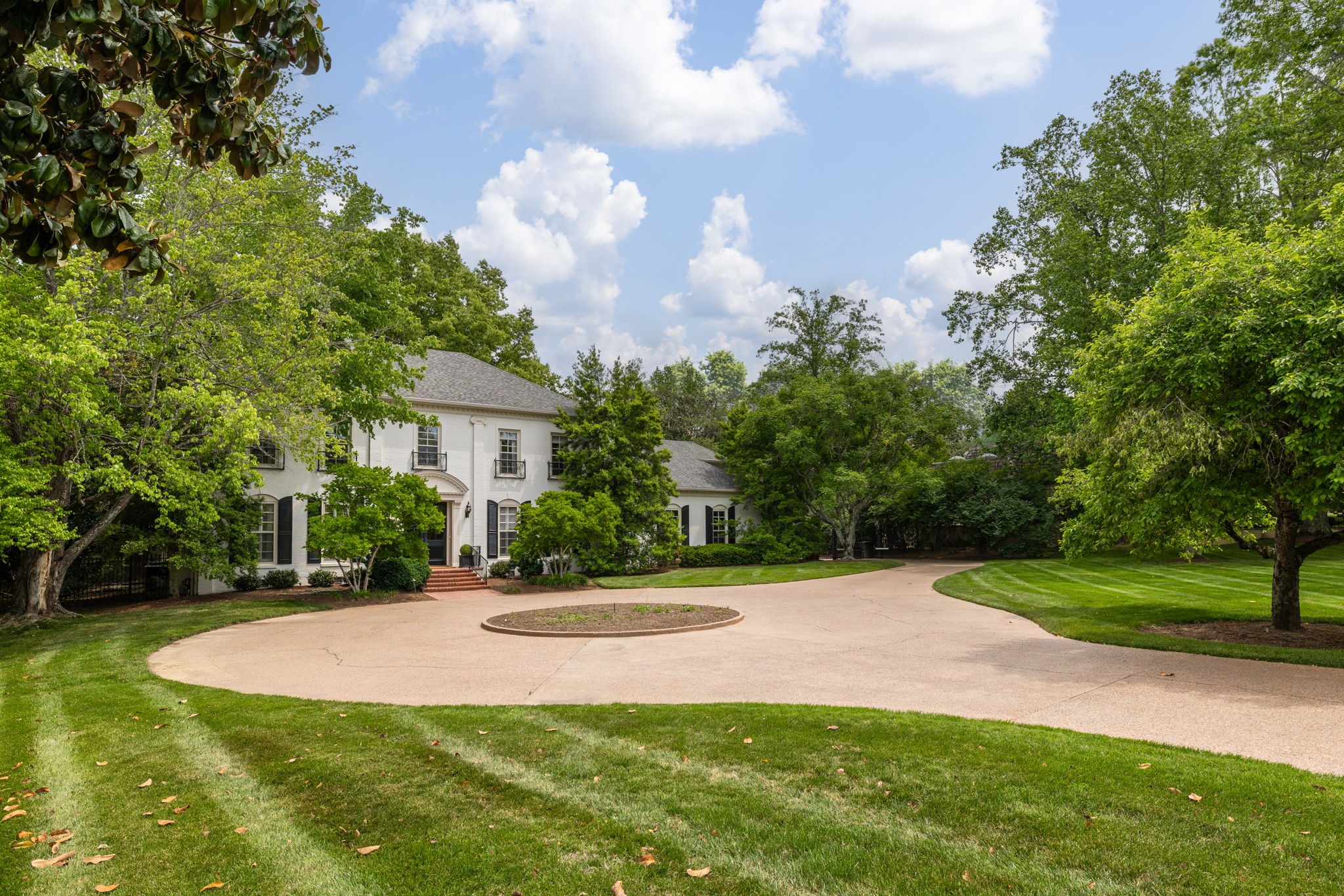 5 Castlewood Court