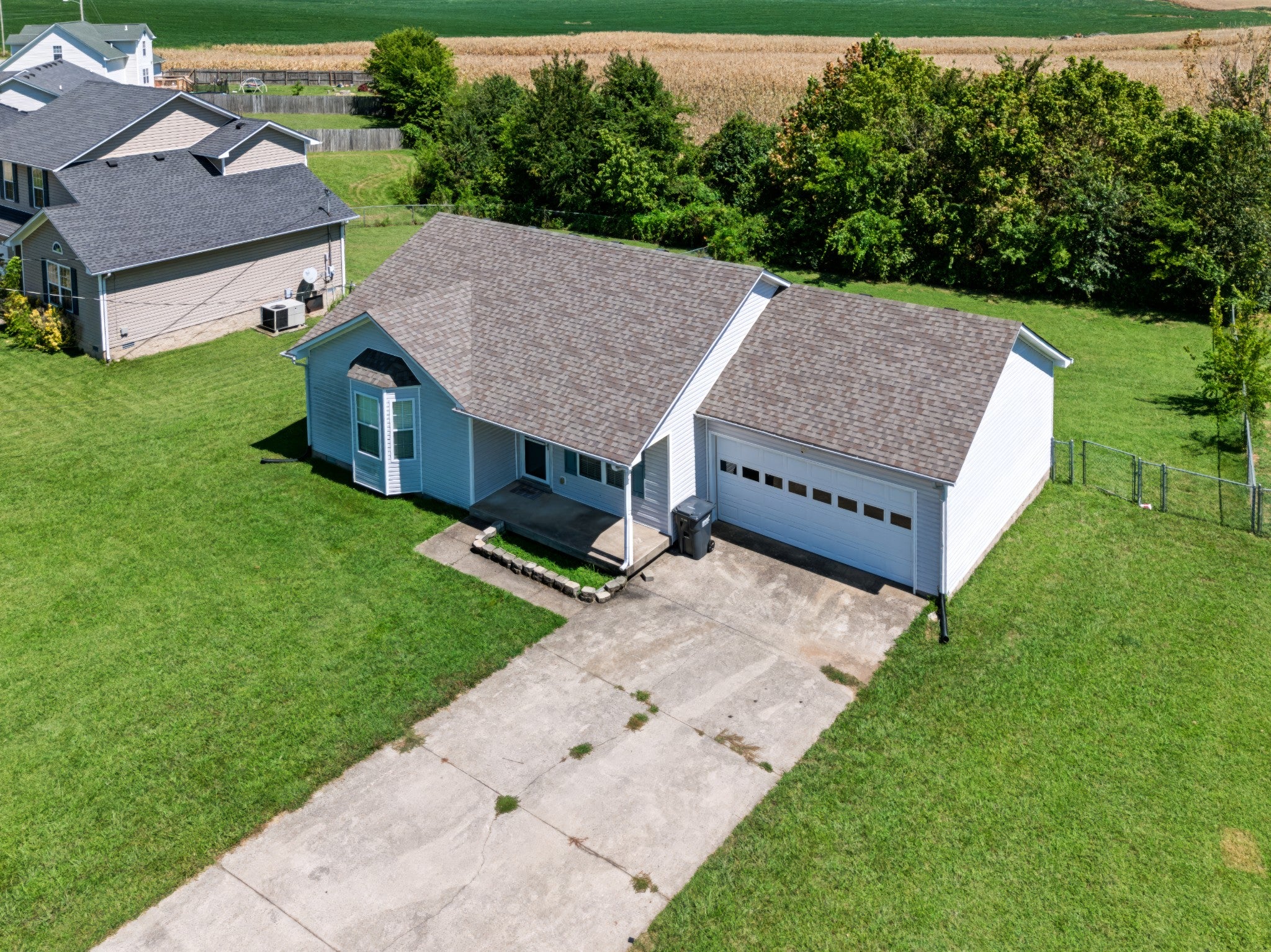 711 Shetland Dr