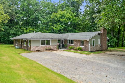 132 Highland Dr Portland TN 37148