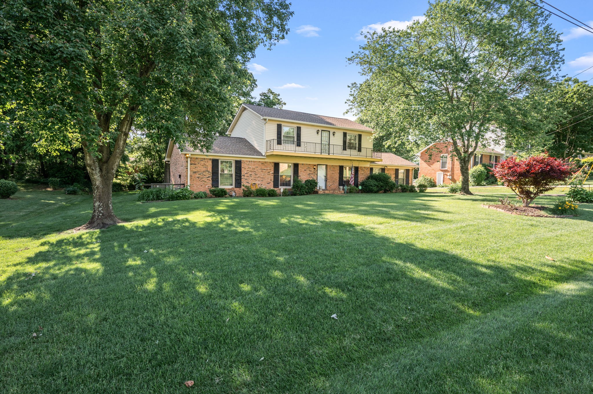 412 Benton Ln