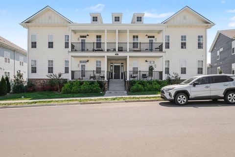 Photo of 828 Goswell Dr #102, Nolensville, TN 37135 (MLS # 3180363)