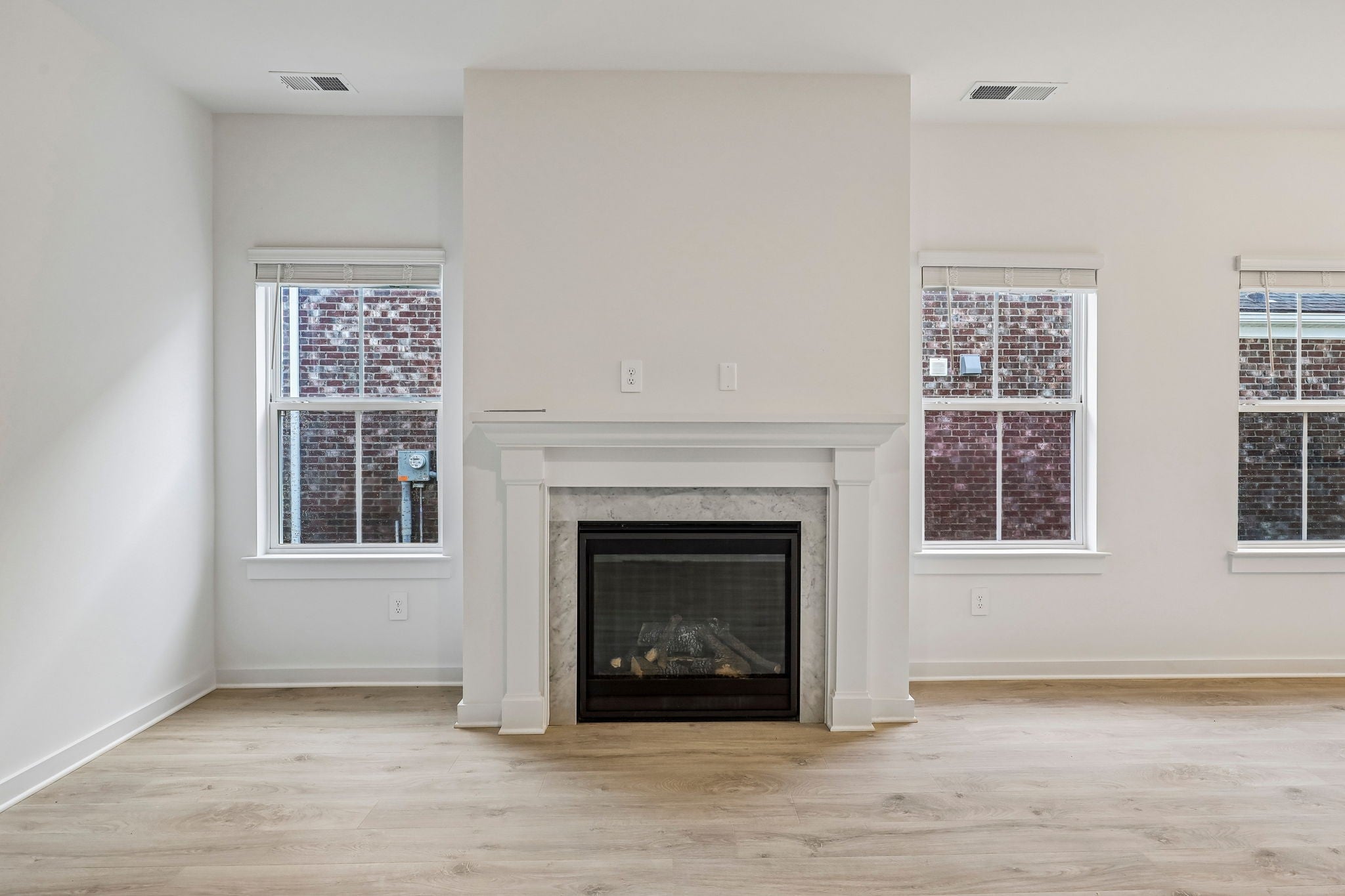 421 Briar Alley