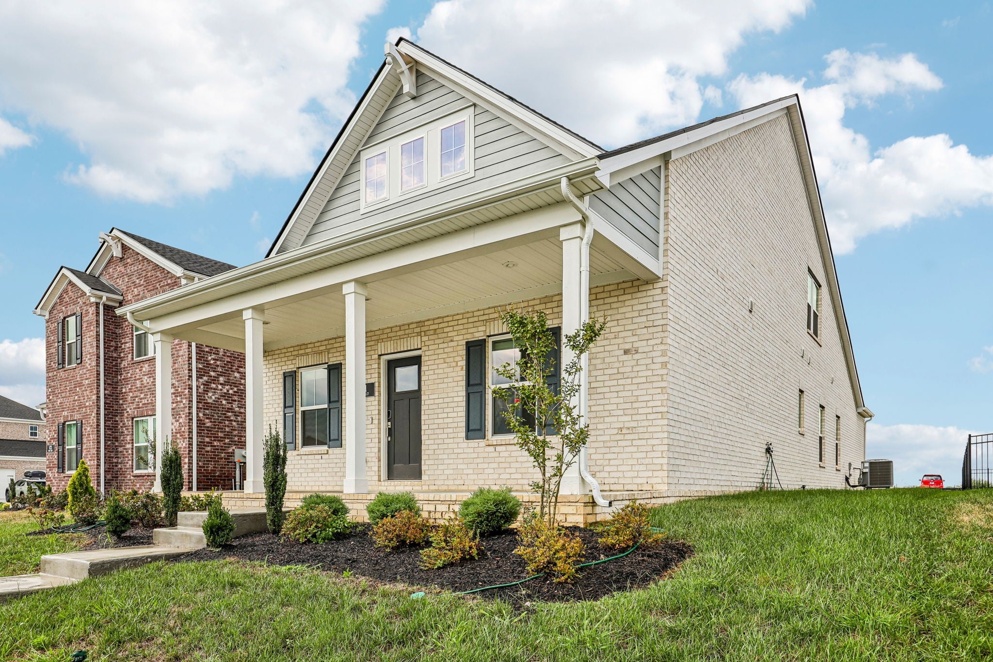 421 Briar Alley