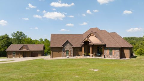 1015 Lakewood Dr Gallatin TN 37066