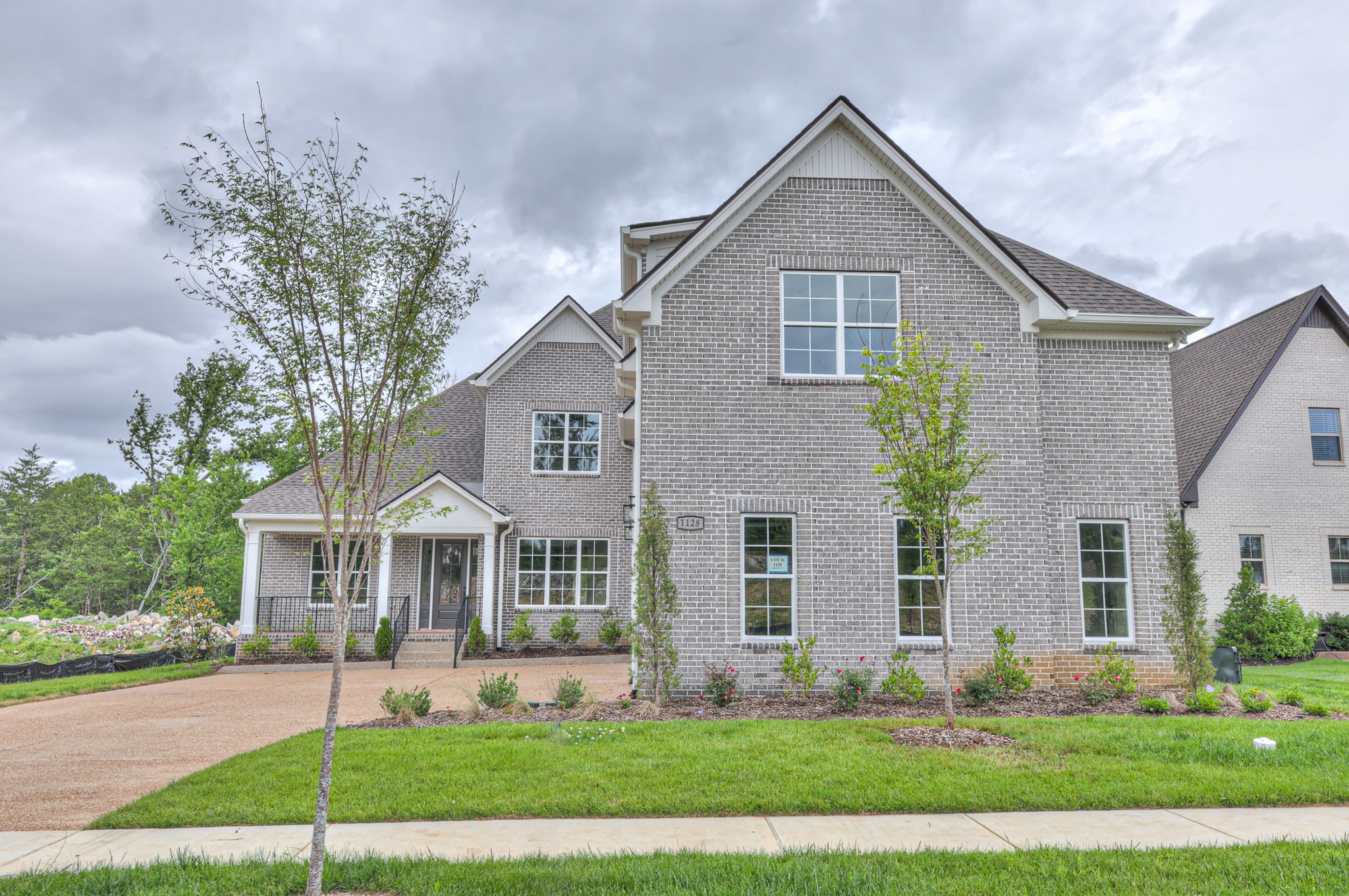 1128 Hibiscus Ln