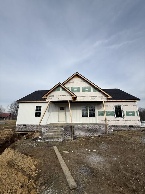 370 Hawkins Rd Westmoreland TN 37186