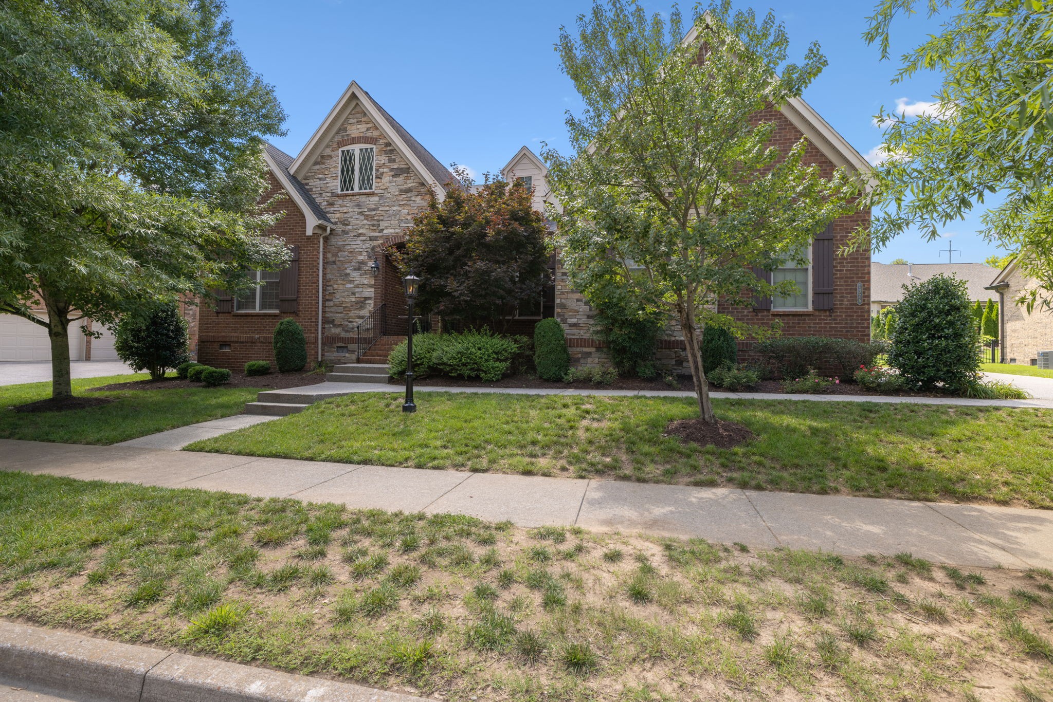 1326 Cottingham Dr, Franklin 1326 Cottingham Dr, Franklin TN 37067 4-bed home, photo 1 of 30