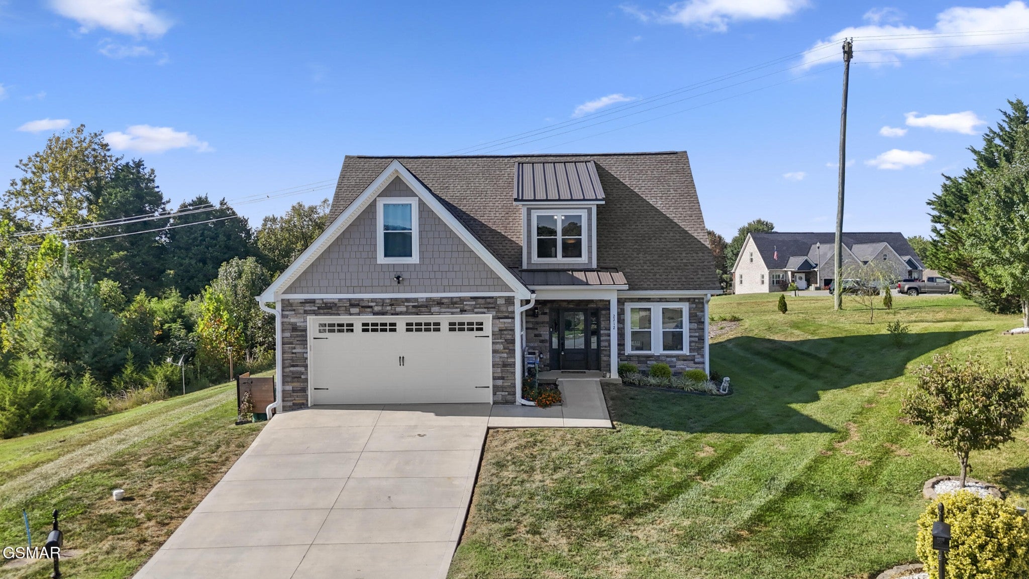 2212 Cristopher Court