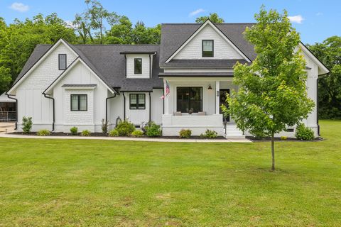 4770 Delina Rd Cornersville TN 37047