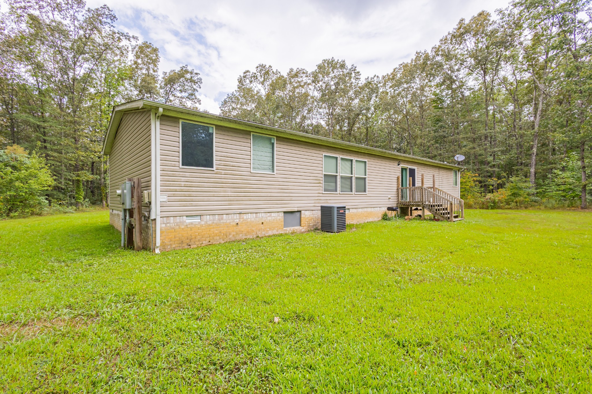 976 Espy Rd