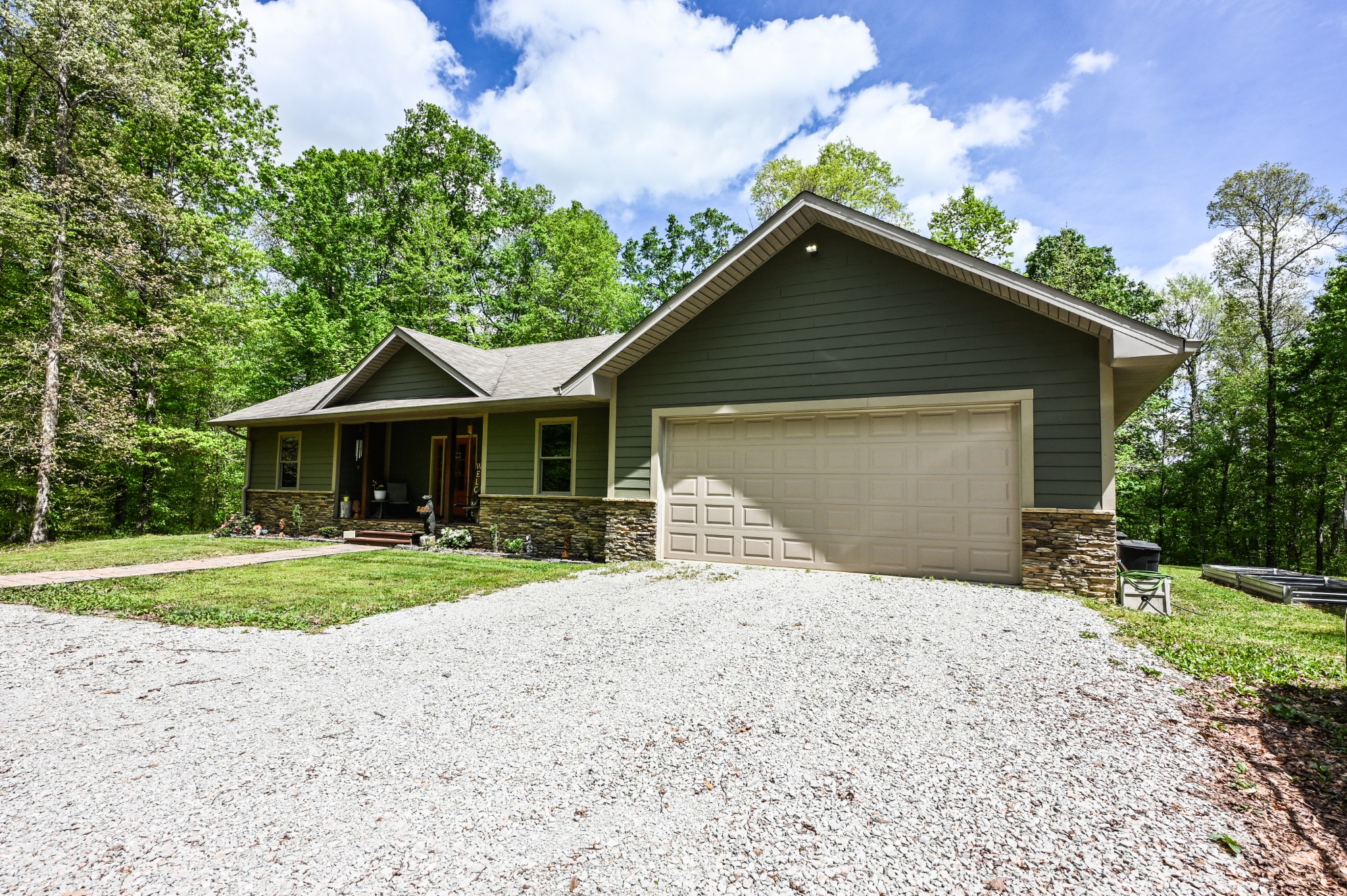 1113 Burns Hill Rd