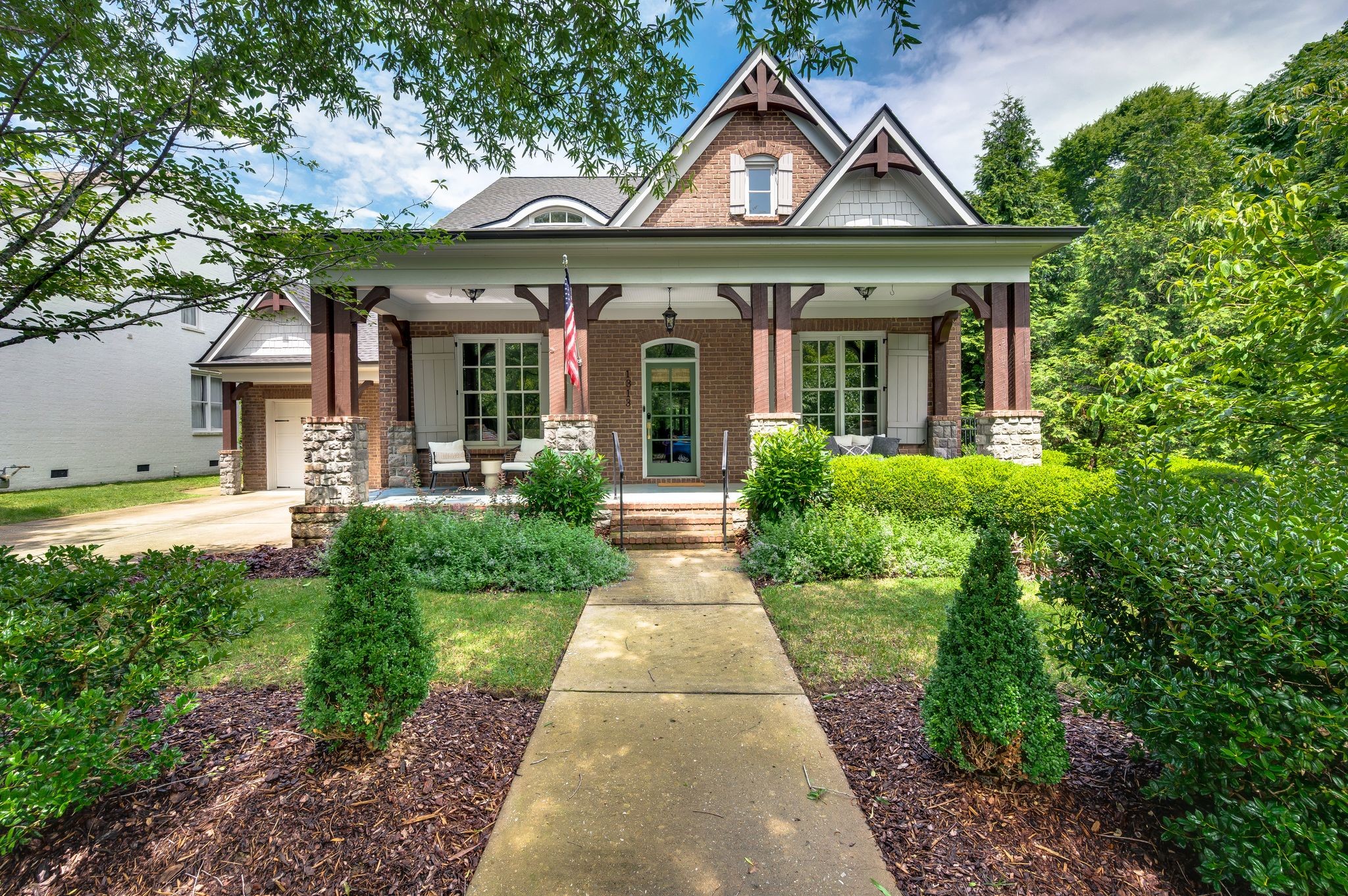 1313 Jewell Ave