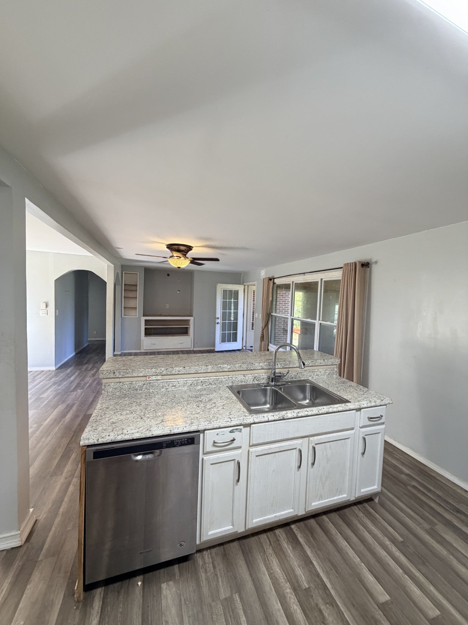 205 Sells St