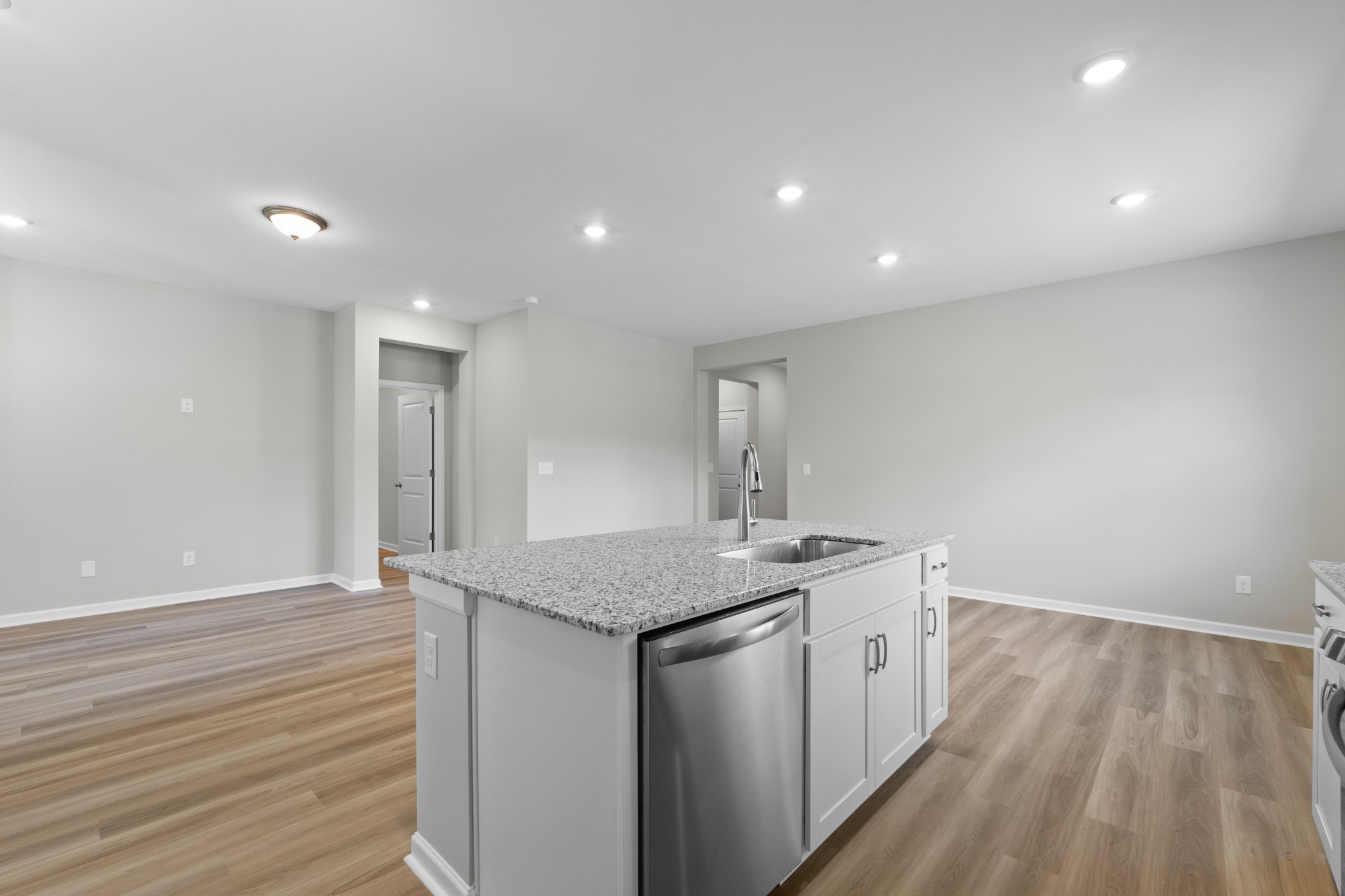 28 Aurora Cir