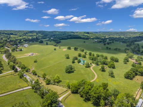 1722B Dodson Rd Columbia TN 38401