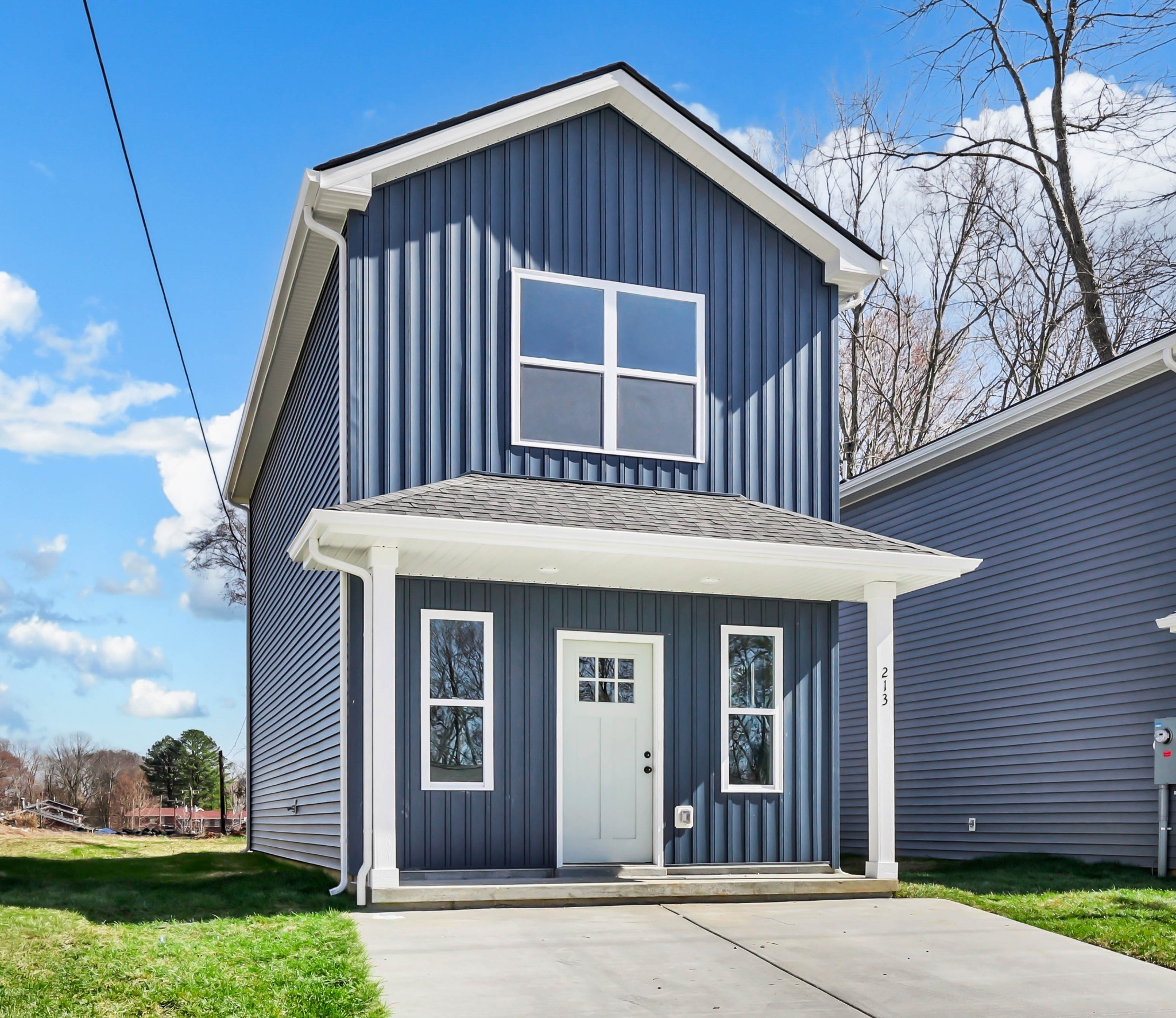 213 Robert St
