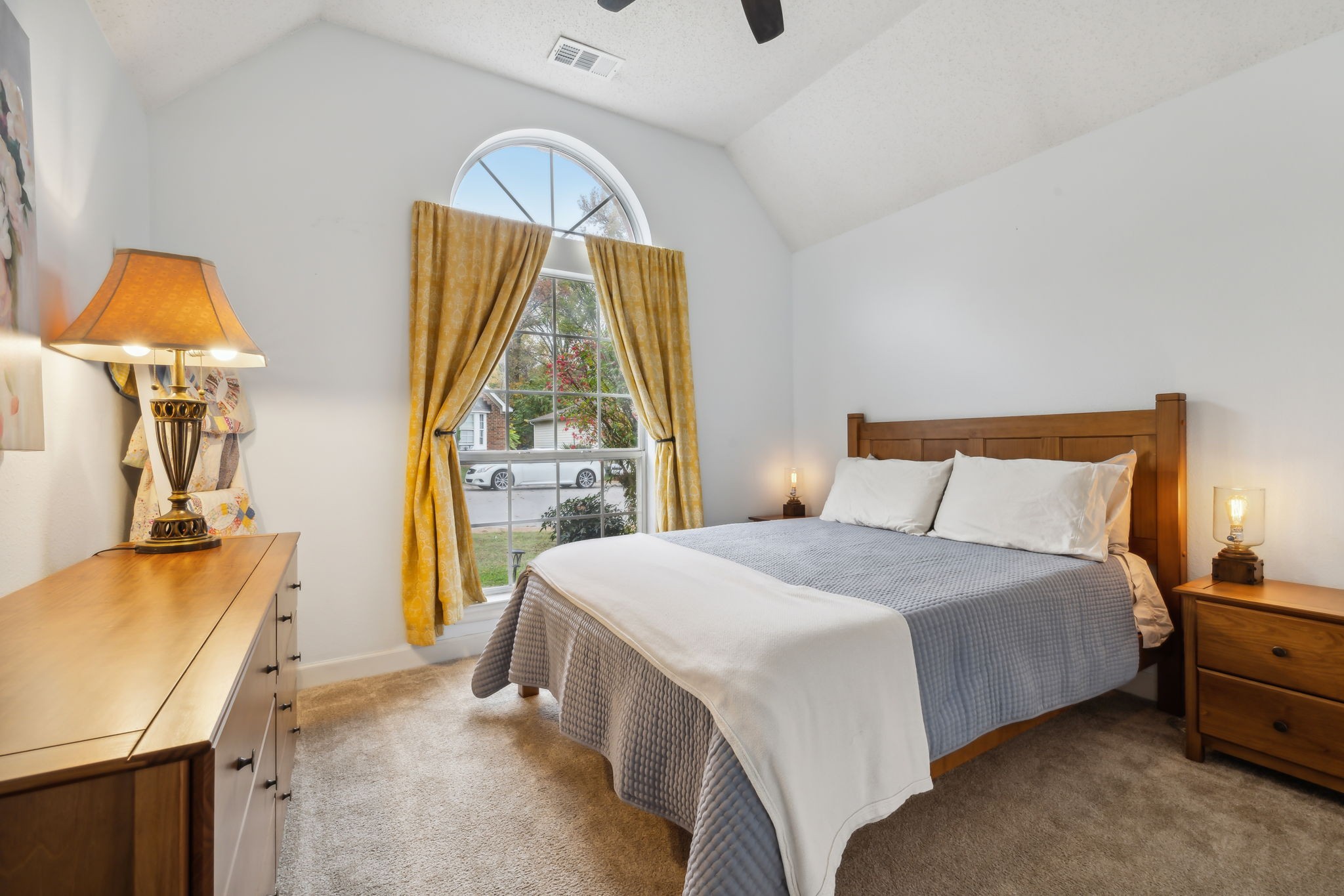 Hermitage, Tennessee 37076, United States, 3 Bedrooms Bedrooms, ,2 BathroomsBathrooms,Residential,Pending,33775