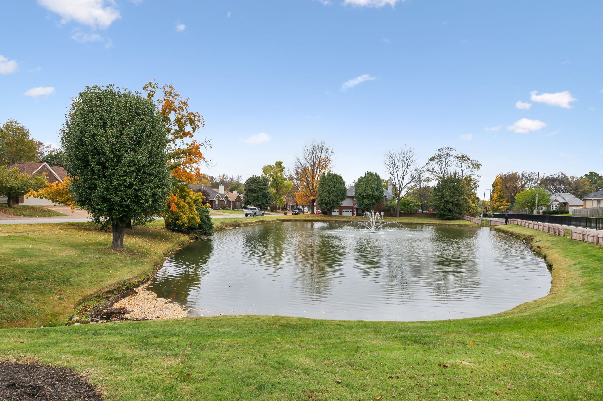 Hermitage, Tennessee 37076, United States, 3 Bedrooms Bedrooms, ,2 BathroomsBathrooms,Residential,Pending,33775