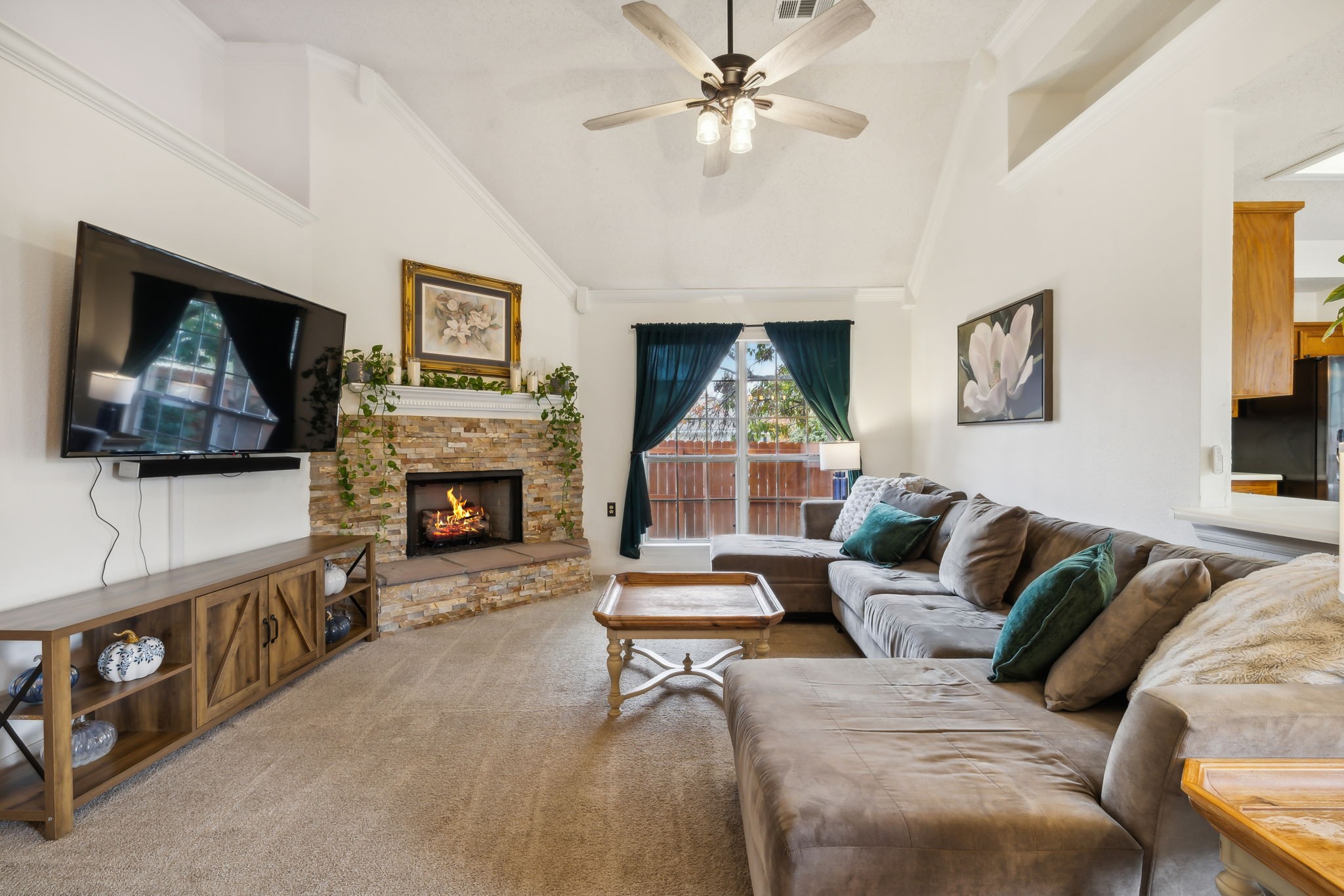 Hermitage, Tennessee 37076, United States, 3 Bedrooms Bedrooms, ,2 BathroomsBathrooms,Residential,Pending,33775