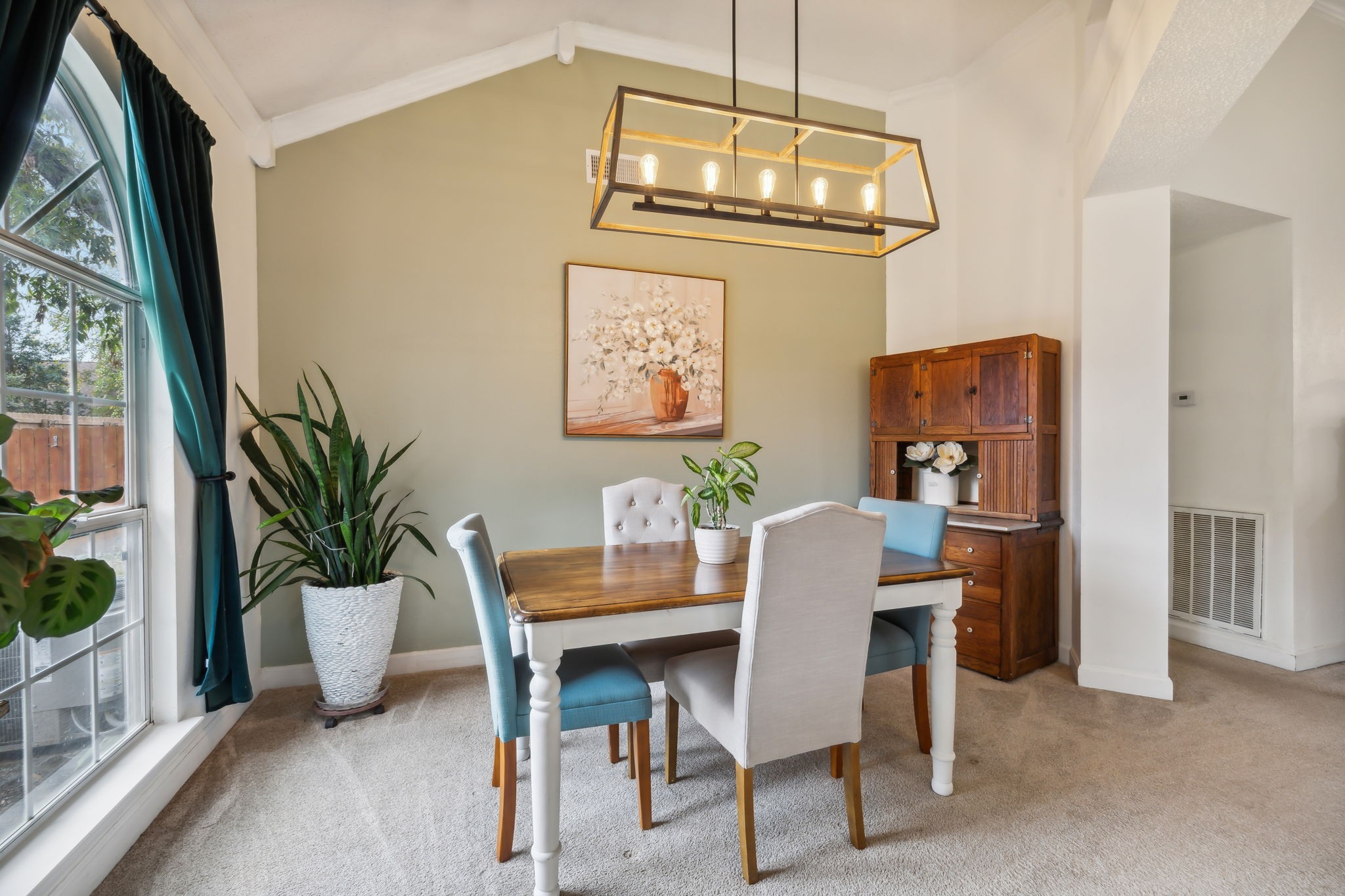 Hermitage, Tennessee 37076, United States, 3 Bedrooms Bedrooms, ,2 BathroomsBathrooms,Residential,Pending,33775