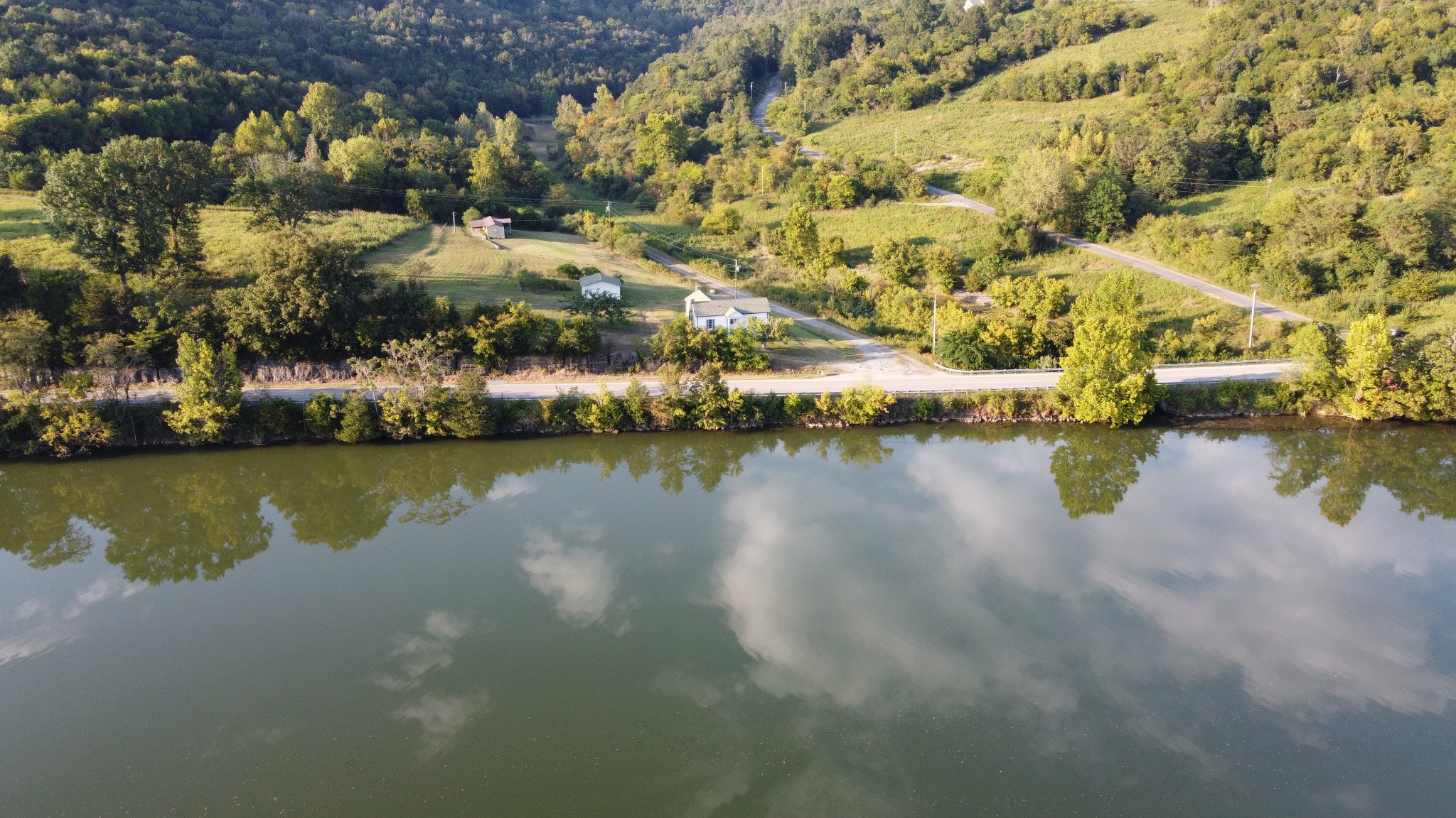 2744 Gladdice Hwy