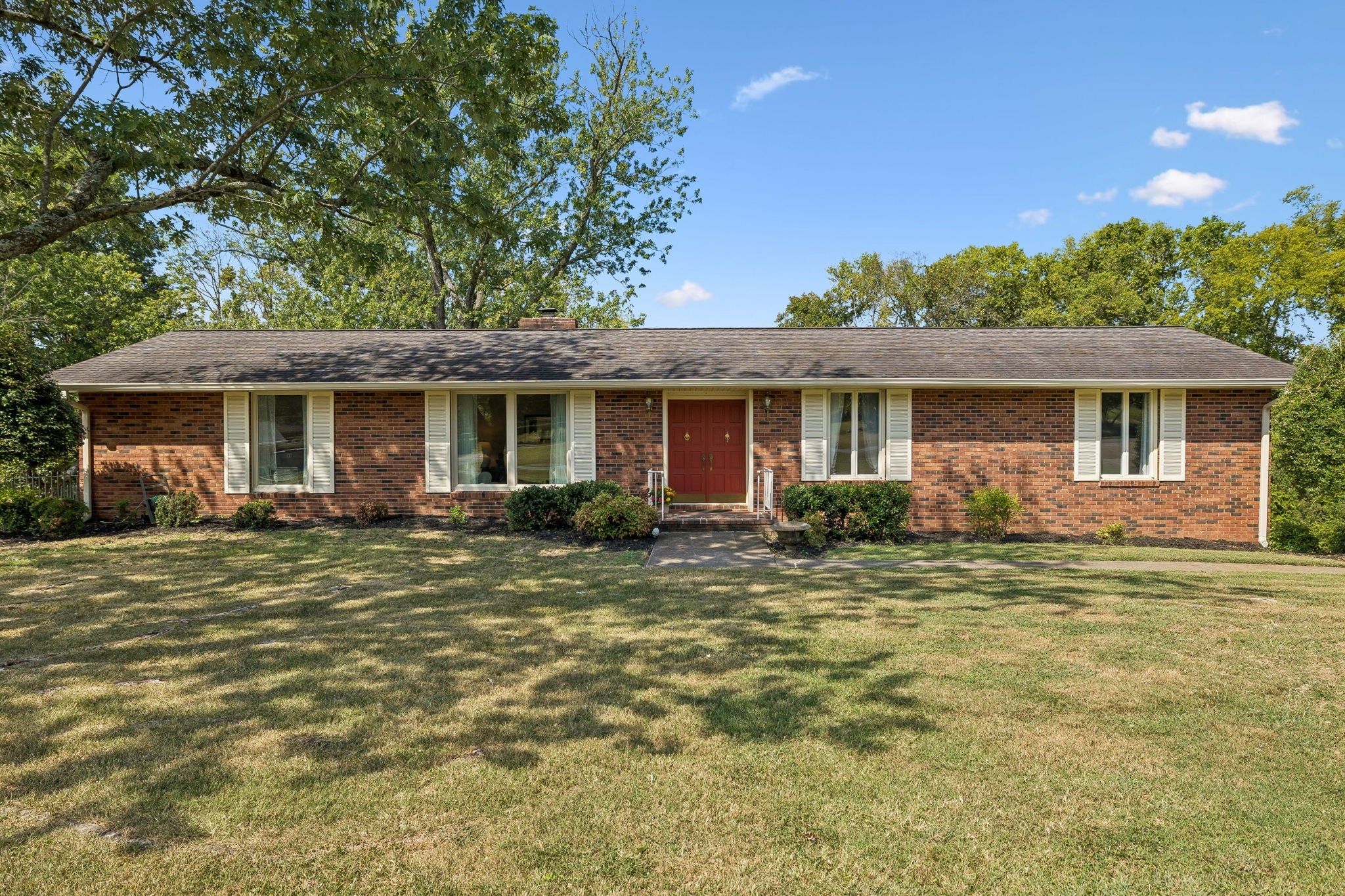 105 Stuart Dr